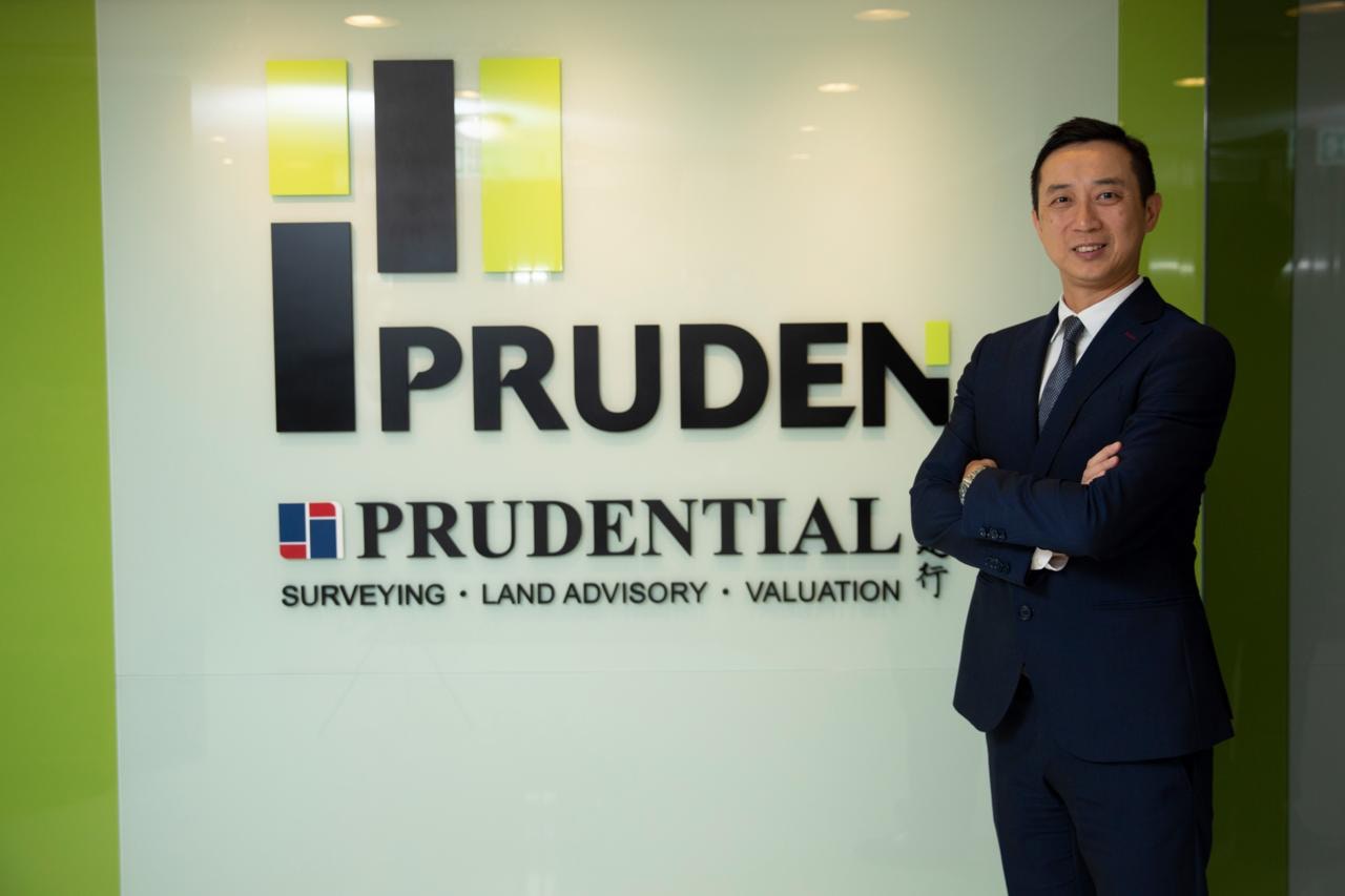 張聖典將地皮估值降至95億元,指項目有一半為酒店用途,資金回籠期較長。(朱潤富攝) 張聖典將地皮估值降至95億元,指項目有一半為酒店用途,資金回籠期較長。(朱潤富攝)