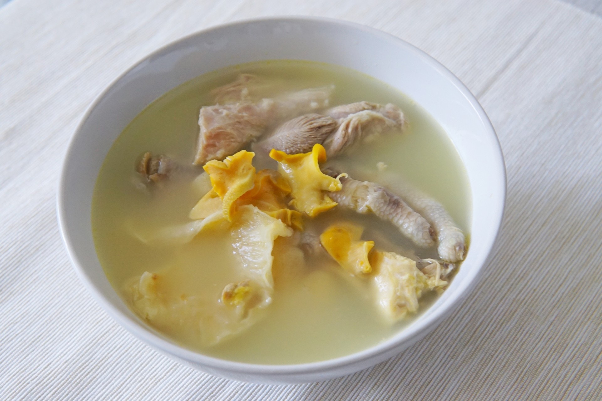 【健康湯水食譜】蜜瓜螺頭豬腱湯有段古　陰虛宜飲爵士湯潤燥養顏