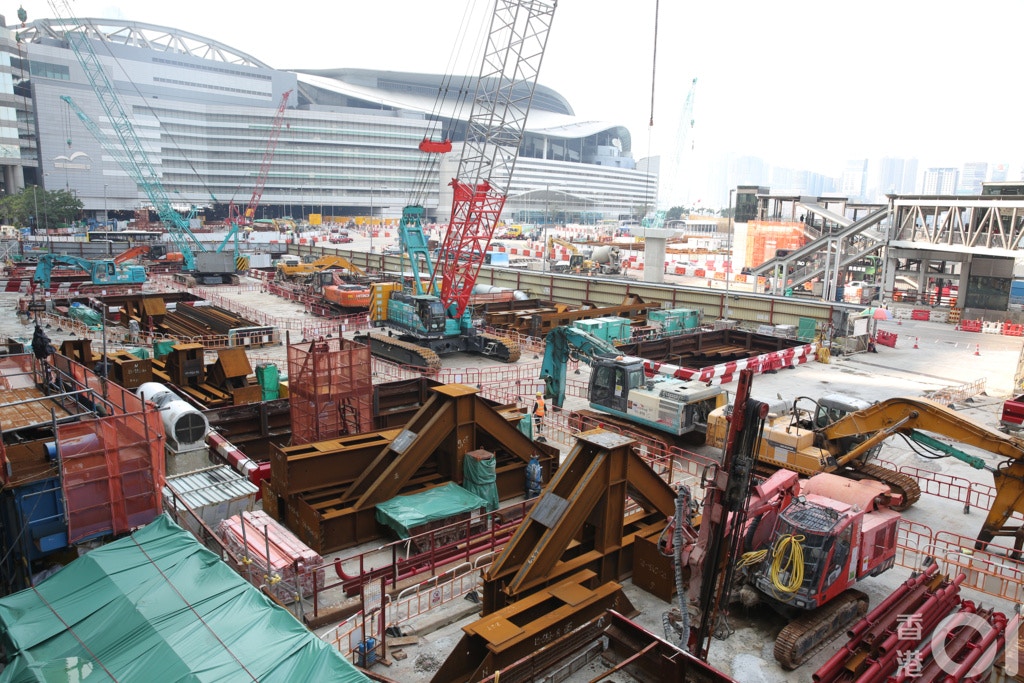 沙中線 港鐵承認會展站滲水路政署 不影響電力及信號系統 香港01 社會新聞