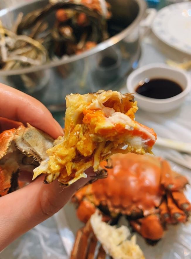 蟹乸啲蟹膏多到跌出嚟！(Master Seafood臉書截圖)