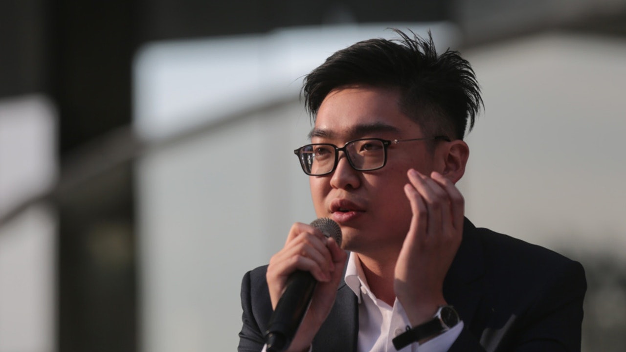 【逃犯條例】陳浩天遭起訴非法集結及襲警 明午粉嶺裁判法院提堂 【逃犯條例】陳浩天遭起訴非法集結及襲警 明午粉嶺裁判法院提堂