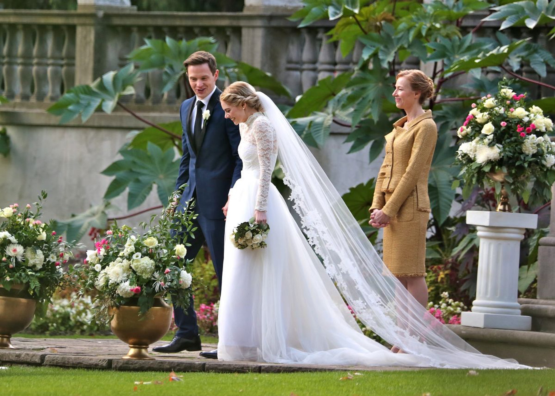 爆血新婚夜 盤點世界10個古怪結婚習俗新娘初夜要獻給前度 香港01 電影