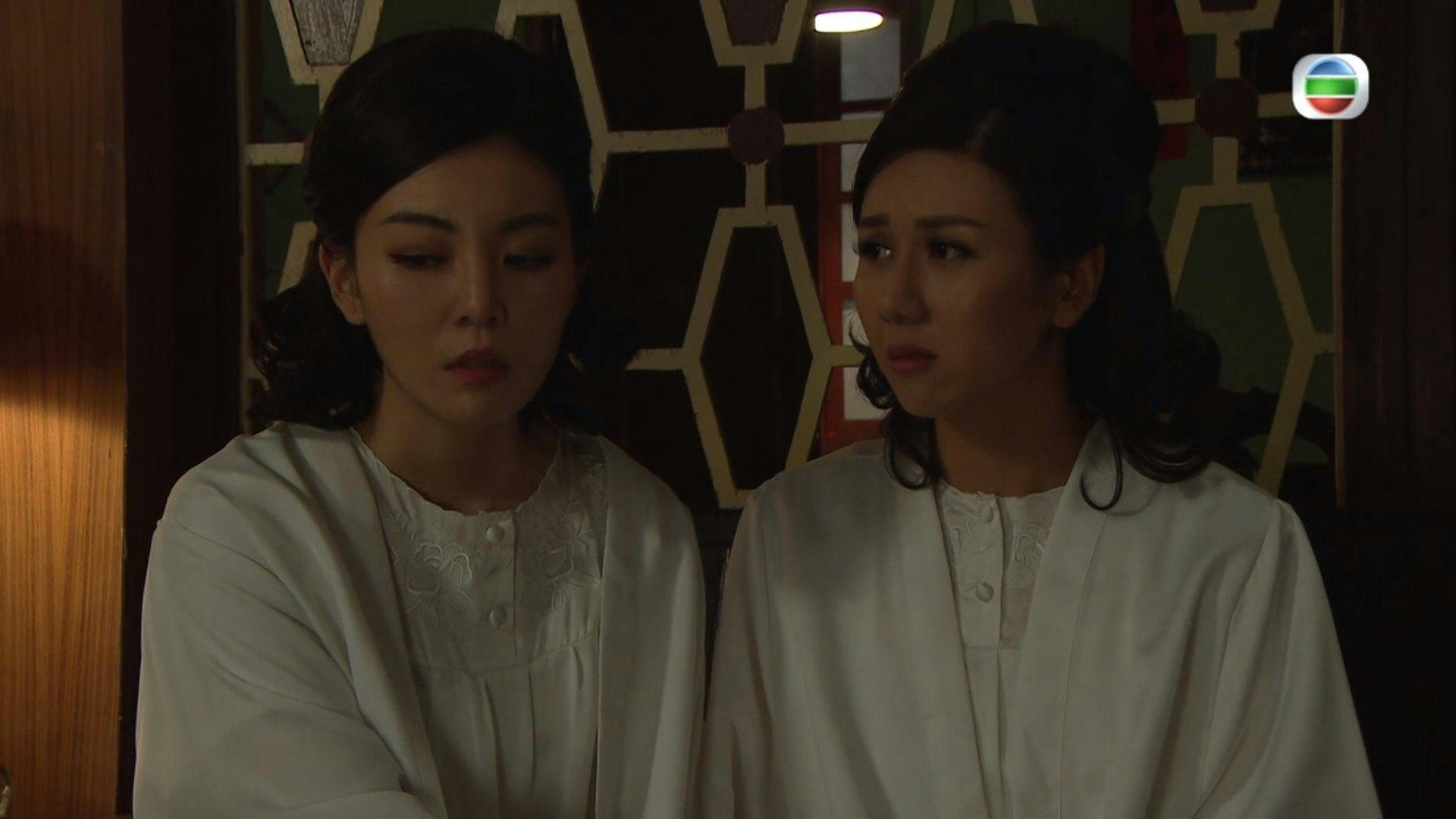 Image result for 芳芳 莎莎