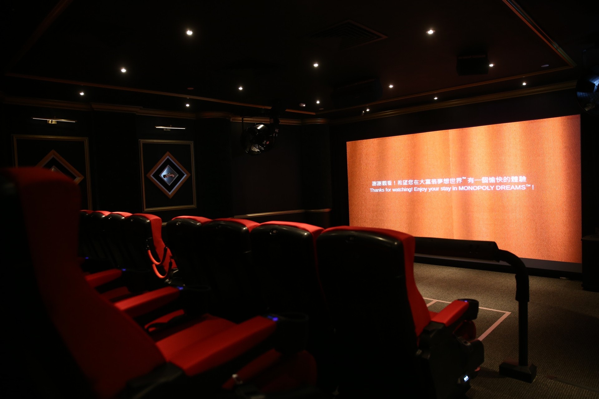 (羅君豪攝) (羅君豪攝)