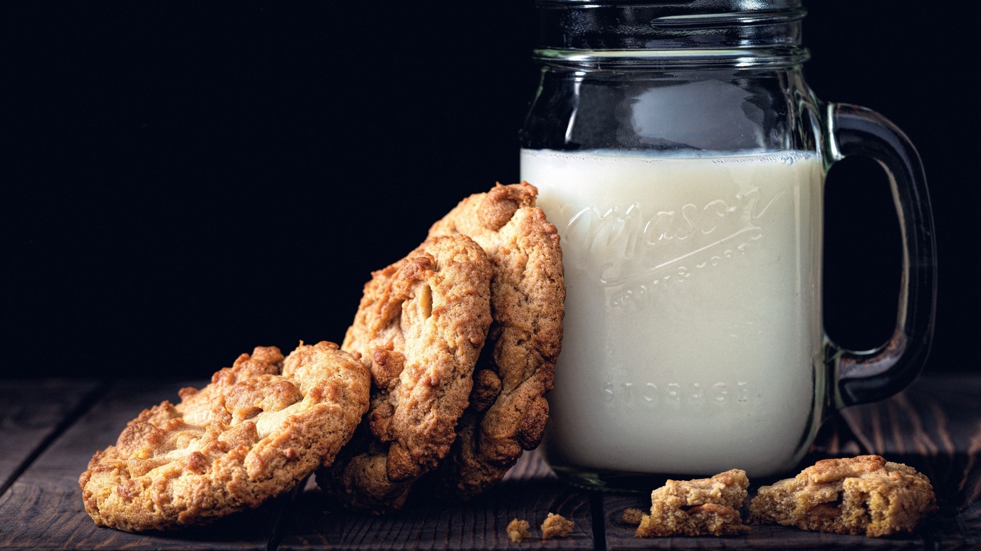 補鈣飲食|喝豆漿能取代牛奶補鈣?黃豆、豆漿兩者含鈣量差別大 補鈣飲食|喝豆漿能取代牛奶補鈣?黃豆、豆漿兩者含鈣量差別大