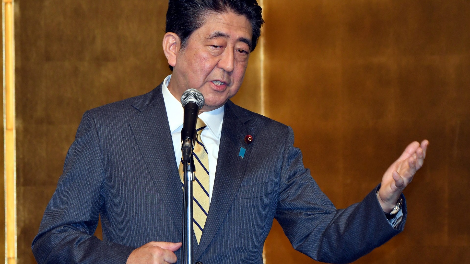 安倍明日發表演說 稱會確保經濟增長不會因增消費稅率而放緩 安倍明日發表演說 稱會確保經濟增長不會因增消費稅率而放緩
