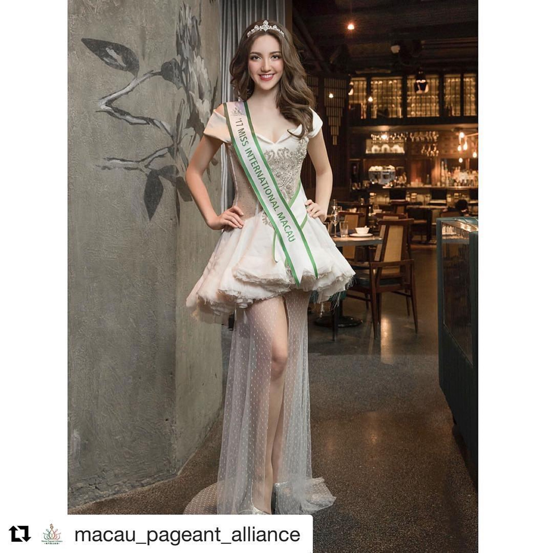 成個公仔咁!(IG/@sofiavdsp) 成個公仔咁!(IG/@sofiavdsp)