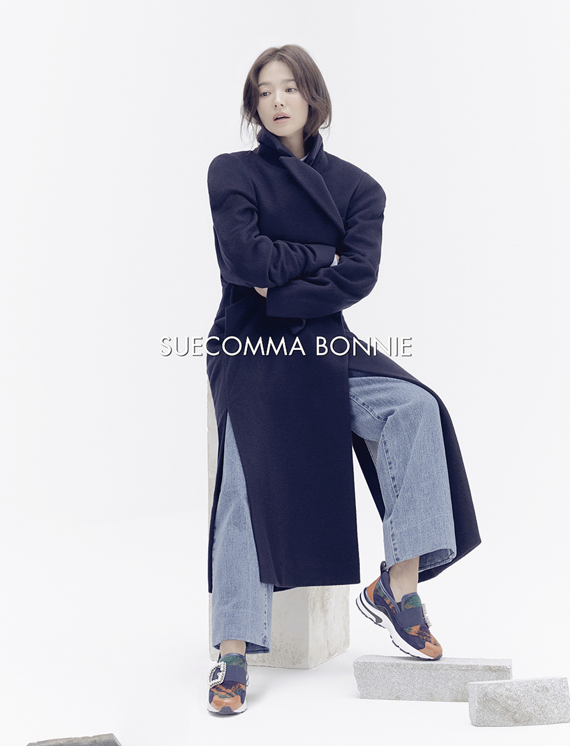 化起淡妝的宋慧喬又是另一種美。(SUECOMMA BONNIE) 化起淡妝的宋慧喬又是另一種美。(SUECOMMA BONNIE)