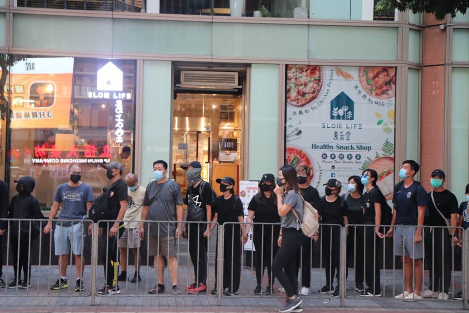 尖沙咀人鏈。(黃桂桂攝) 尖沙咀人鏈。(黃桂桂攝)