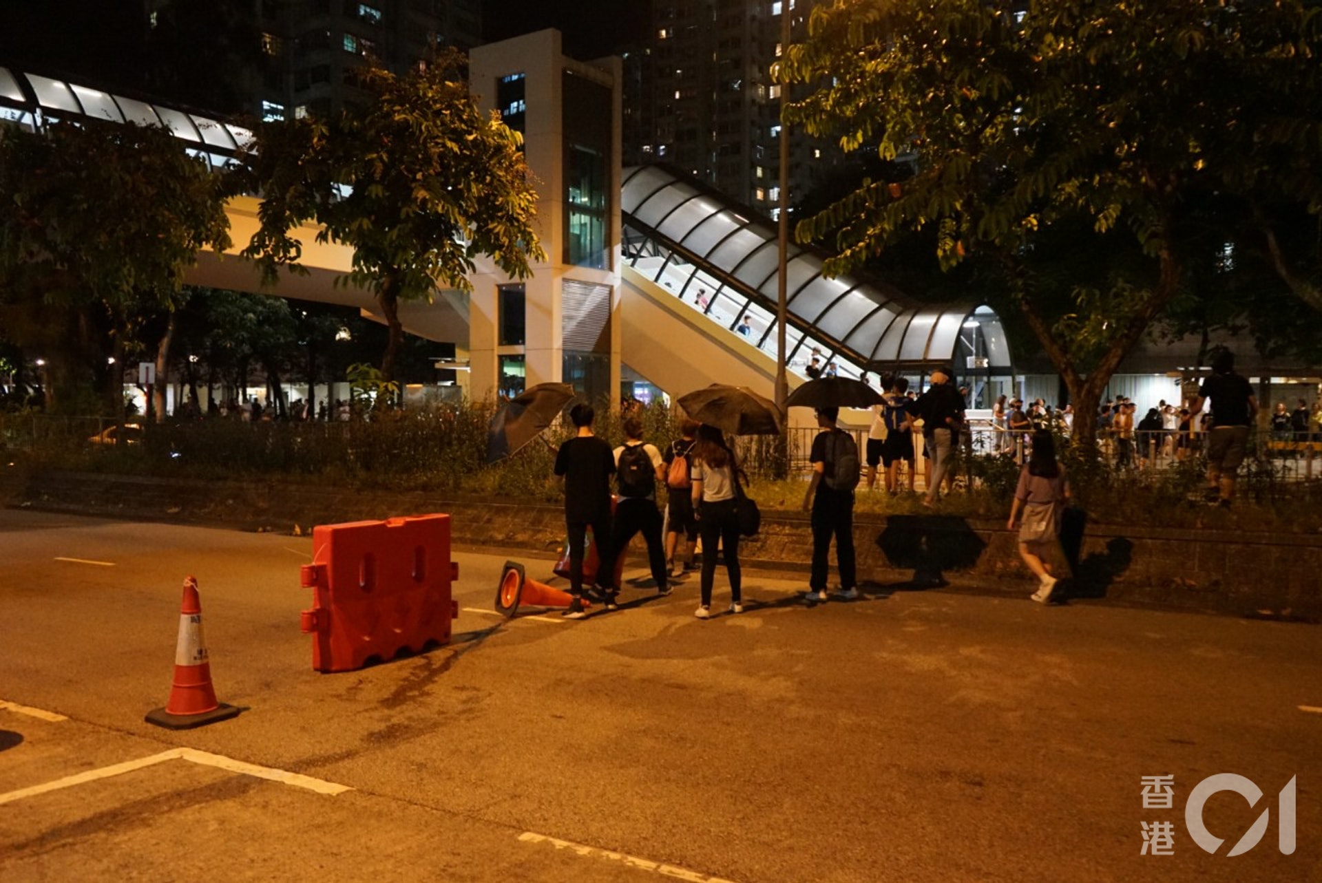 大埔示威者堵路。(呂諾君攝) 大埔示威者堵路。(呂諾君攝)