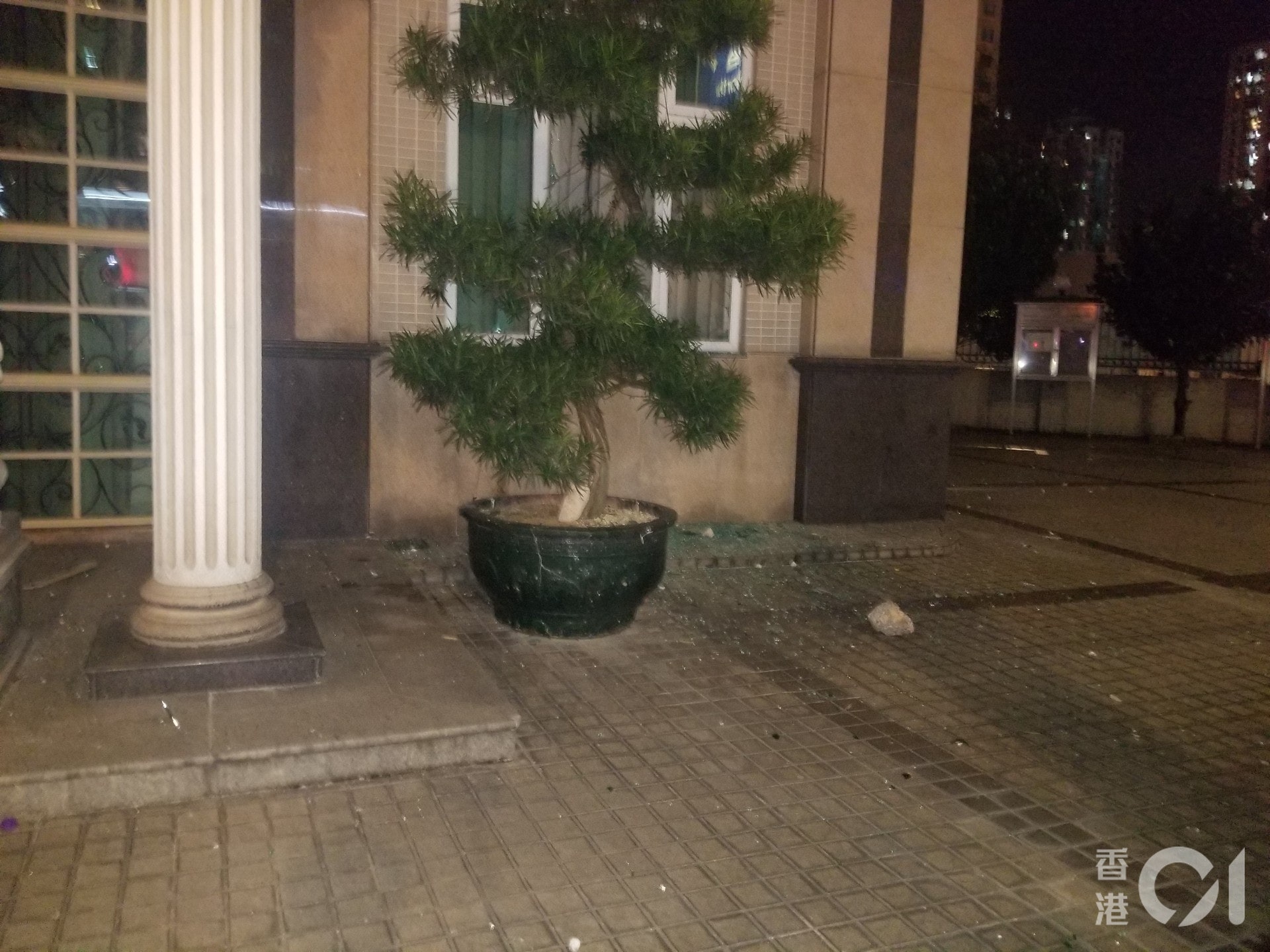 元朗十八鄉鄉委會被破壞。(王譯揚攝) 元朗十八鄉鄉委會被破壞。(王譯揚攝)