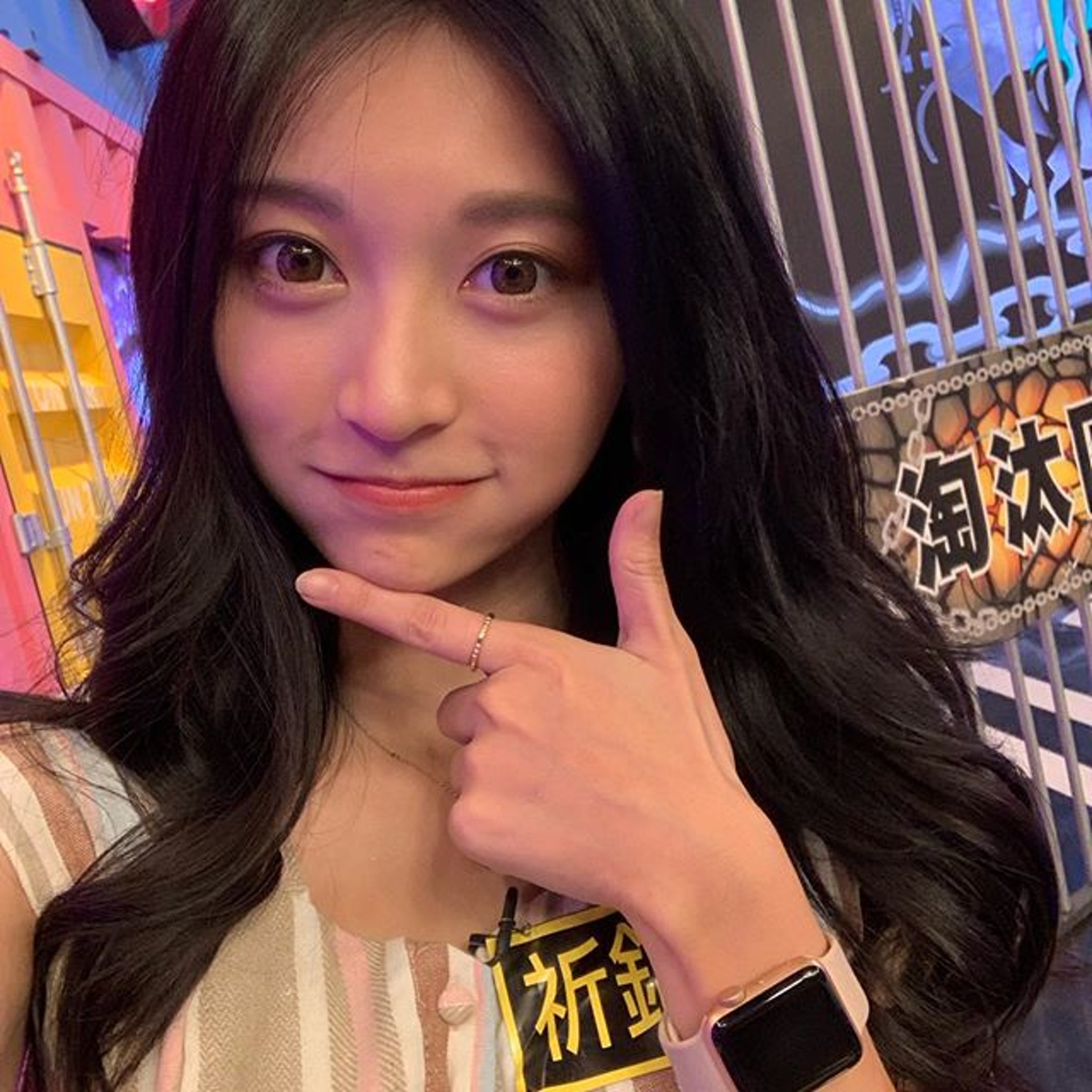 祈錦鈅擁有水汪汪大眼睛,更酷似女神周子瑜。(祈錦鈅IG圖片) 祈錦鈅擁有水汪汪大眼睛,更酷似女神周子瑜。(祈錦鈅IG圖片)
