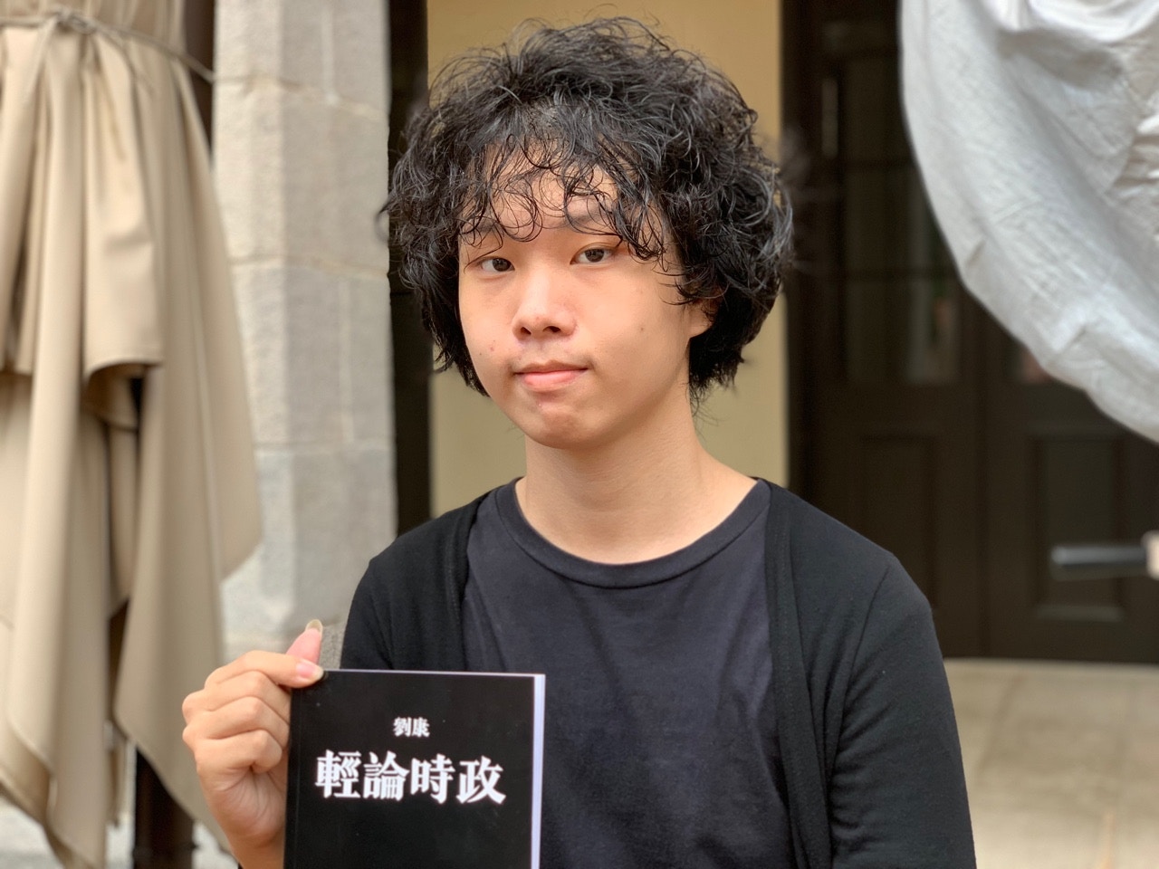 公大學生劉康斥稱遭懲教人員辱罵迫害 向署長索償