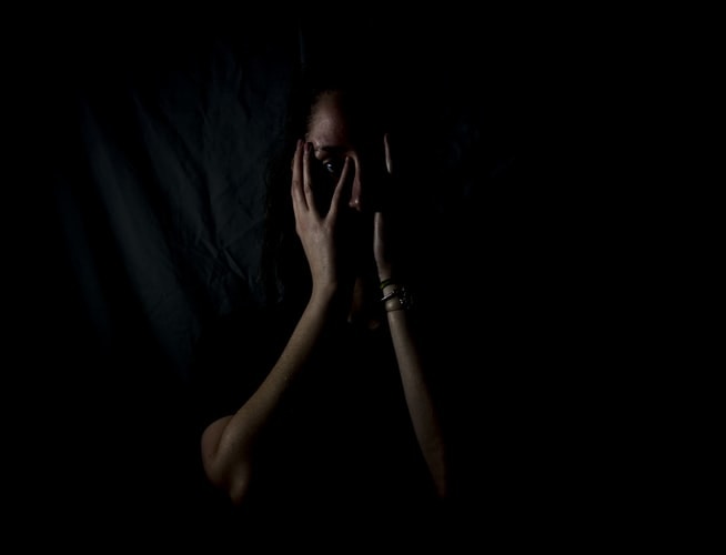錯失恐懼症，英文名是Fear of Missing Out（FOMO），在2004年時，由作家Patrick J. McGinnis提出。（Melanie Wasser/Unsplash）