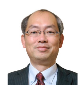 教授山田雄司被學生的巧思打動，讓她的功課獲得全班最高分。（三重大學）