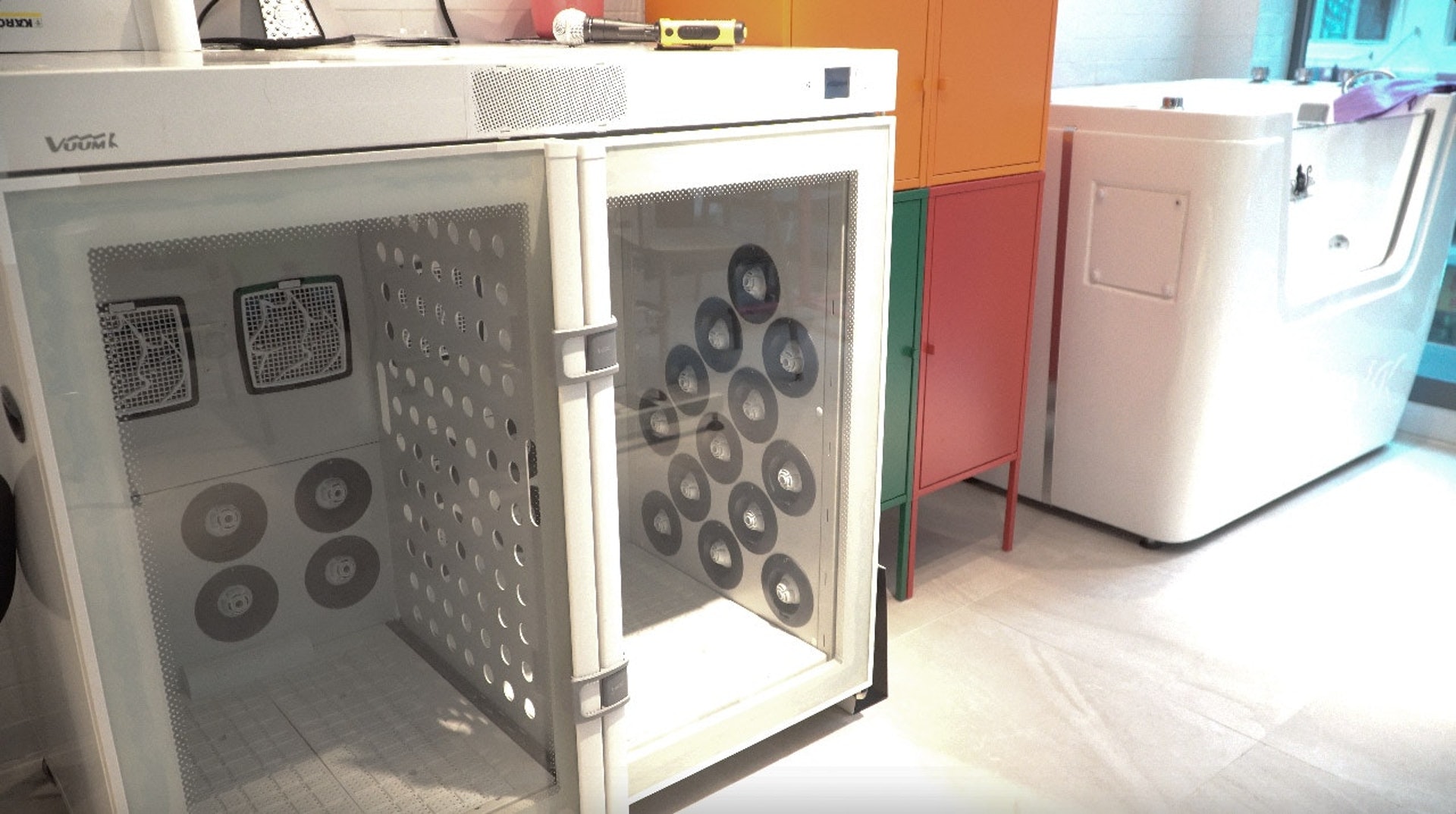 美容區亦設有不同設備,提供各樣服務。(沈敏怡攝) 美容區亦設有不同設備,提供各樣服務。(沈敏怡攝)