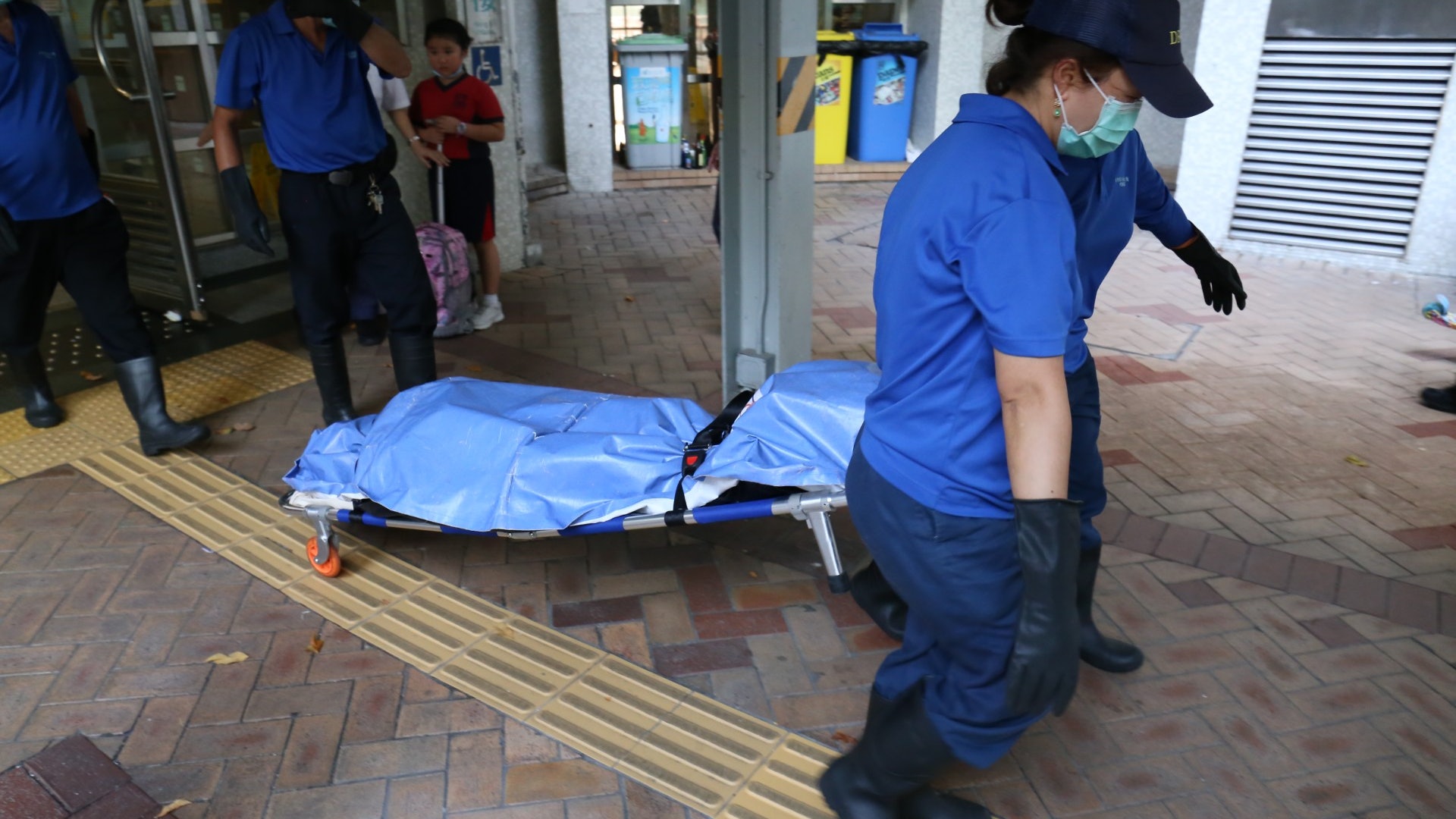 【天水圍命案】51歲婦涉殺害16歲親女兒 被控謀殺罪 下周一提堂 【天水圍命案】51歲婦涉殺害16歲親女兒 被控謀殺罪 下周一提堂