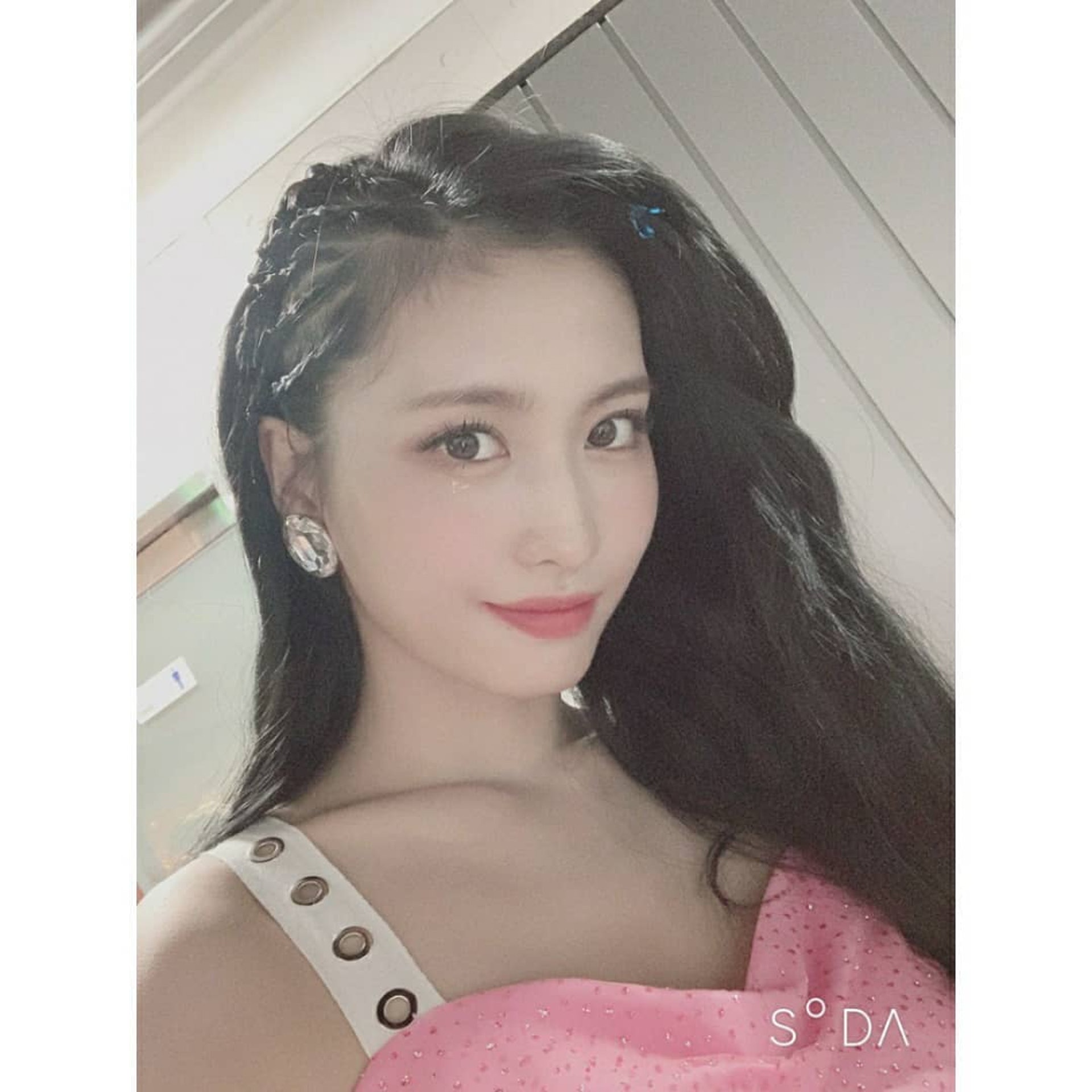 MOMO(IG@twicetagram) MOMO(IG@twicetagram)
