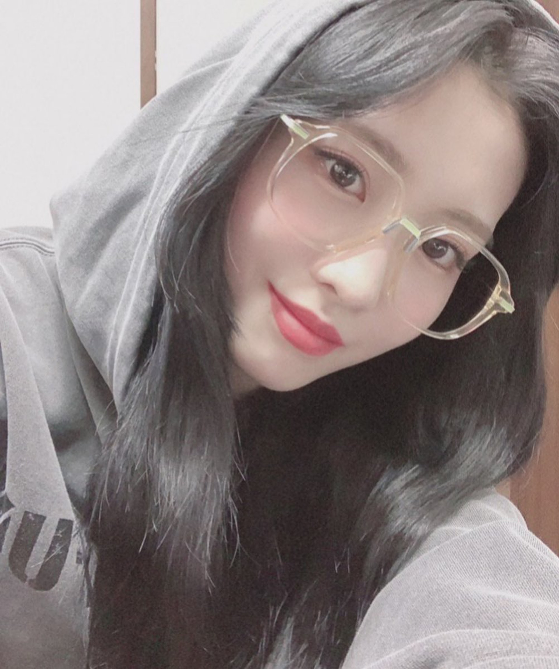 MOMO(IG@twicetagram) MOMO(IG@twicetagram)