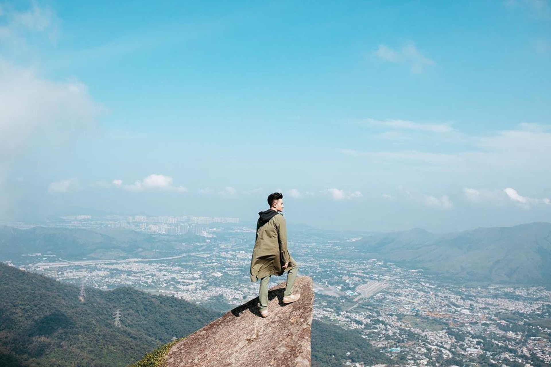 釗鋒早前亦派新歌《28天》。 (IG圖片)