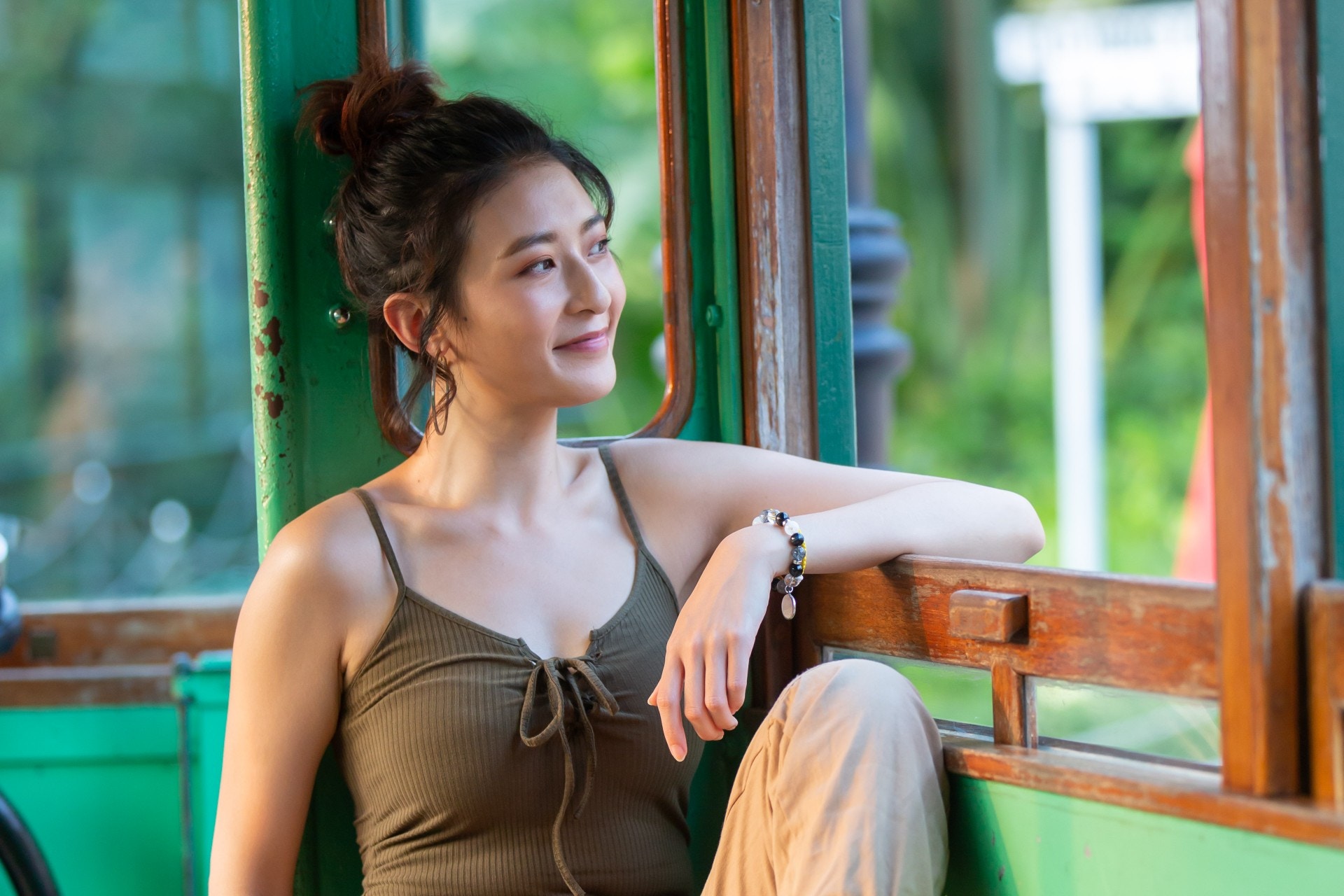 【專訪】李君妍爆做親生女有成績表收： 返工遲到都會影響人工