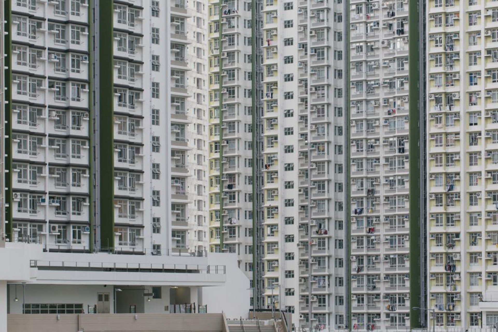 房屋署近年亦積極打濫,兩年收回5,000個濫用公屋單位,等同興建一條中型屋邨,成效顯著。(資料圖片) 房屋署近年亦積極打濫,兩年收回5,000個濫用公屋單位,等同興建一條中型屋邨,成效顯著。(資料圖片)