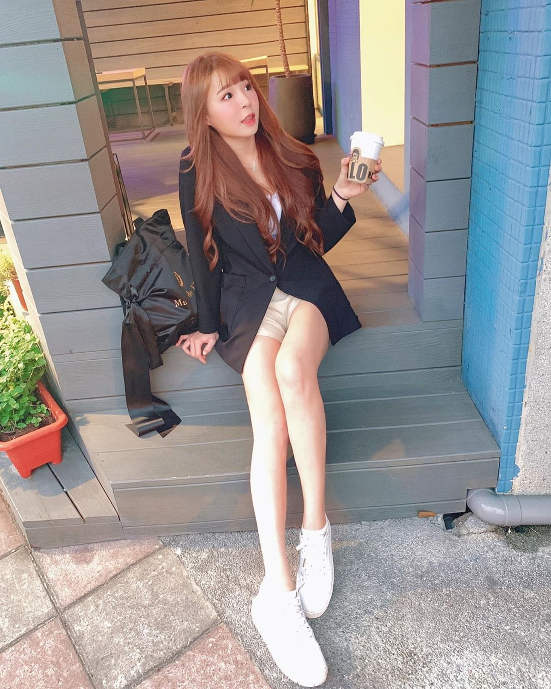 元元美腿修長纖瘦。(元元IG圖片) 元元美腿修長纖瘦。(元元IG圖片)