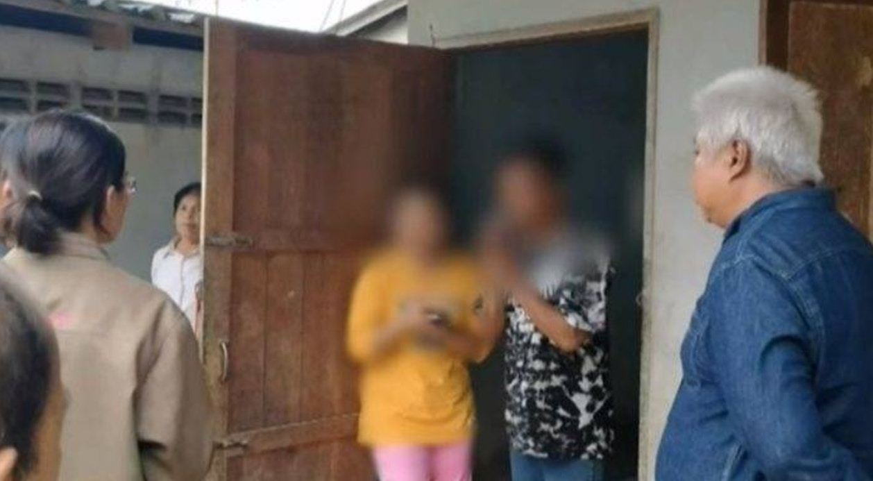 現年42歲的泰國男子與16歲女兒亂倫私奔，最終因拍照上載社交網站而被揭發。（AmarinTV34新聞截圖）