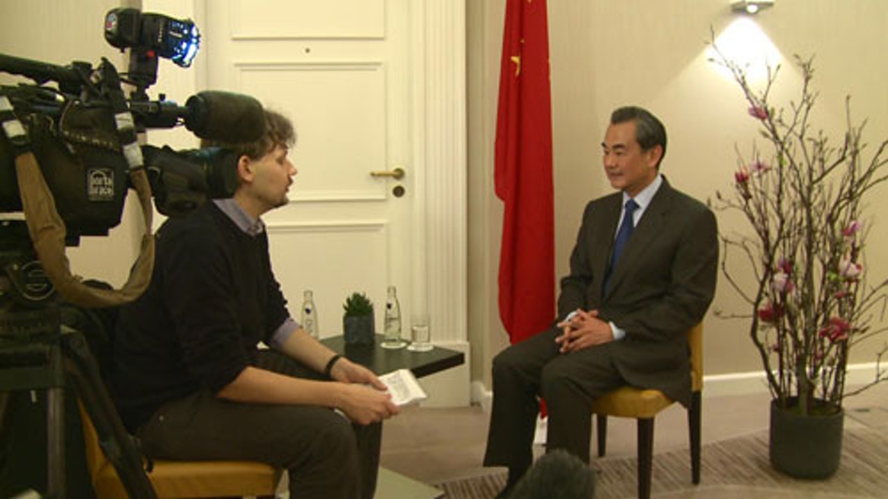 中國外長接受專訪,直斥美韓部署薩德系統乃針對中國,「司馬昭之心,路人皆知」。(中國外交部官網) 中國外長接受專訪,直斥美韓部署薩德系統乃針對中國,「司馬昭之心,路人皆知」。(中國外交部官網)