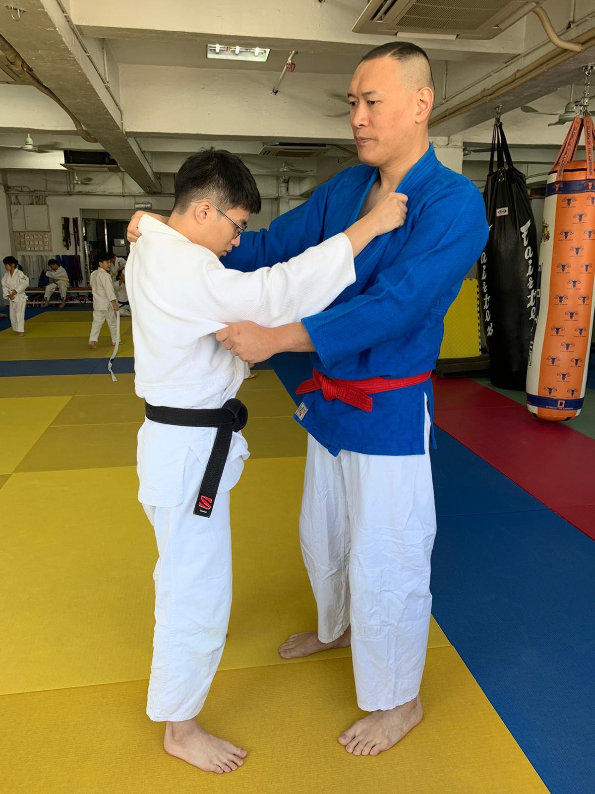 高專七帝柔道 保留日本柔術寢技特色跟奧運柔道截然不同 高專七帝柔道 保留日本柔術寢技特色跟奧運柔道截然不同