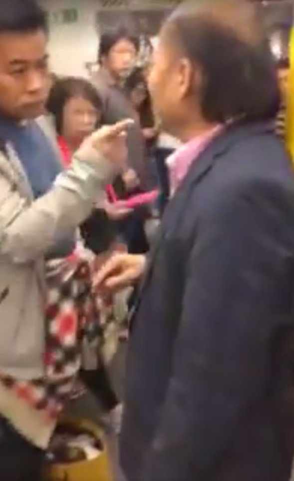 在片段中，韋家雄直斥該中年漢。（facebook專頁「離地公社」片段截圖）