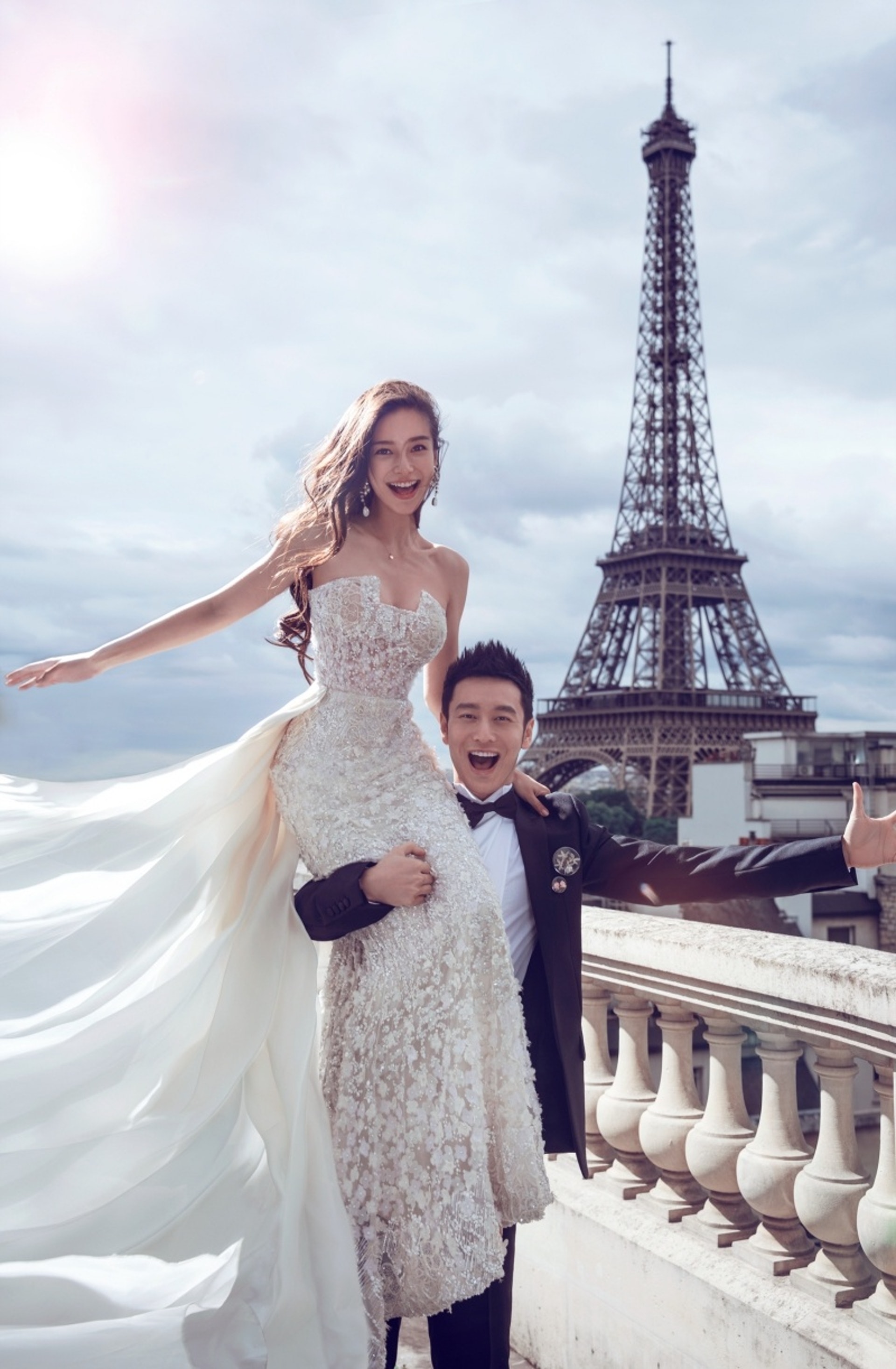 Angelababy與黃曉明在2015年完婚。(翻攝網絡) Angelababy與黃曉明在2015年完婚。(翻攝網絡)