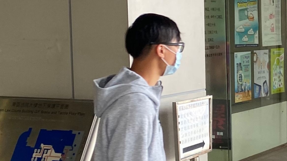 【逃犯條例】技術員涉6.12揮拳打督察 剛換律師案准再押後 【逃犯條例】技術員涉6.12揮拳打督察 剛換律師案准再押後