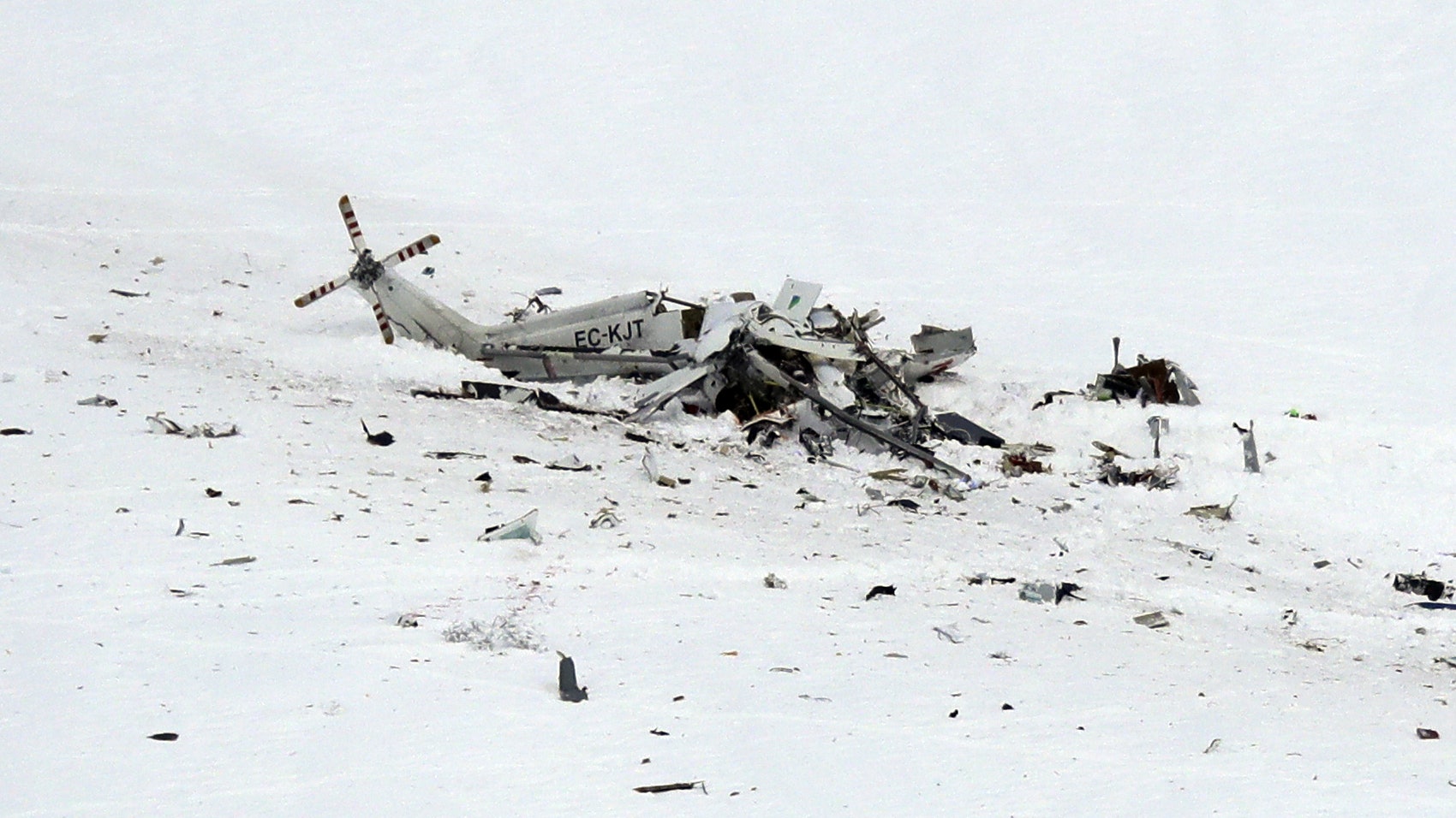 救援直升機意外撞山 意大利雪崩再添6死 救援直升機意外撞山 意大利雪崩再添6死