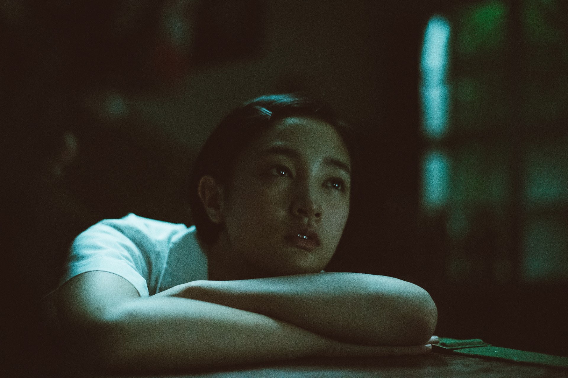 返校 21歲王淨獲封周迅接班人唱歌演戲寫書樣樣精 香港01 電影 返校 21歲王淨獲封周迅接班人唱歌演戲寫書樣樣精 香港01 電影
