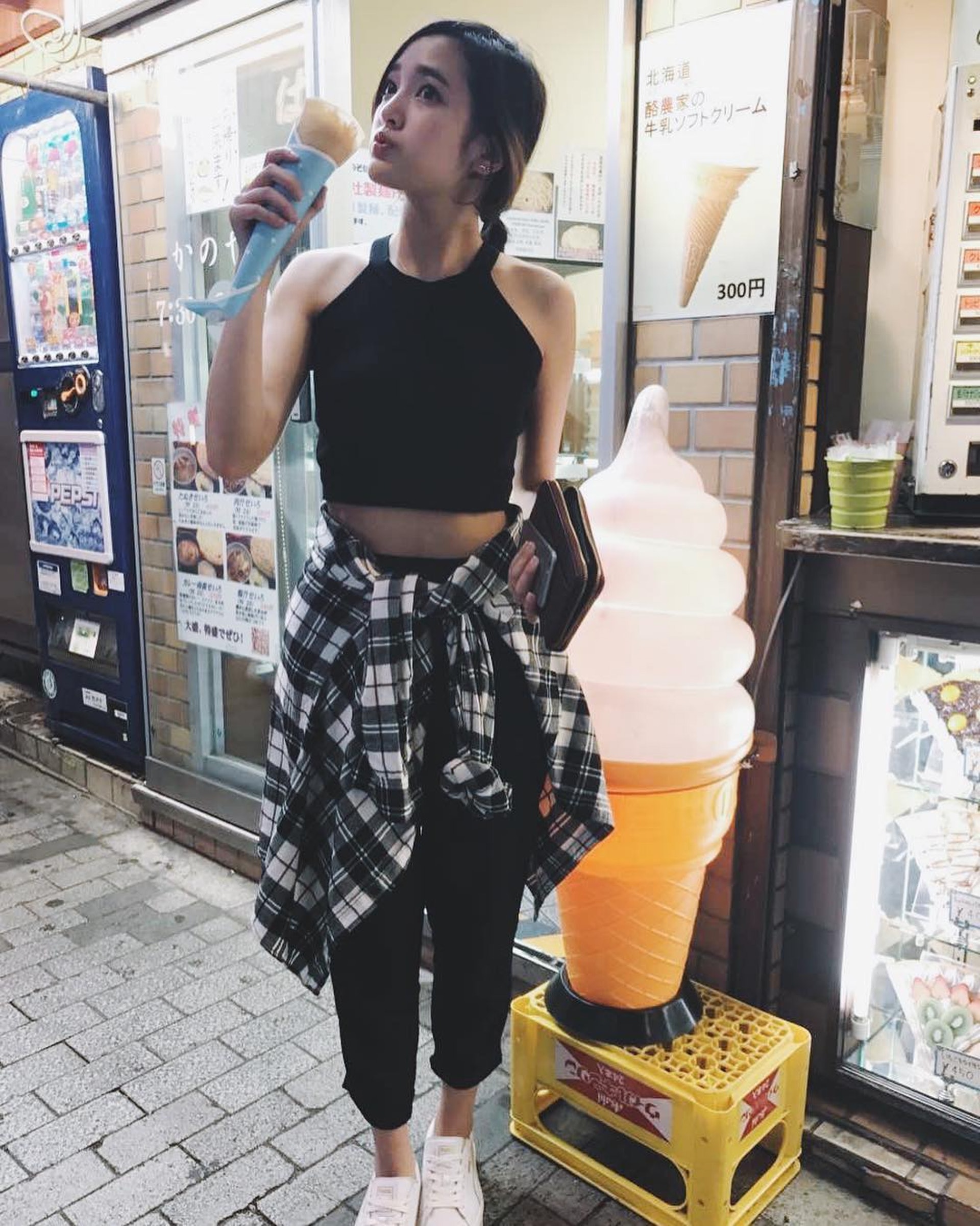 (IG@_ginglebellaaa) (IG@_ginglebellaaa)