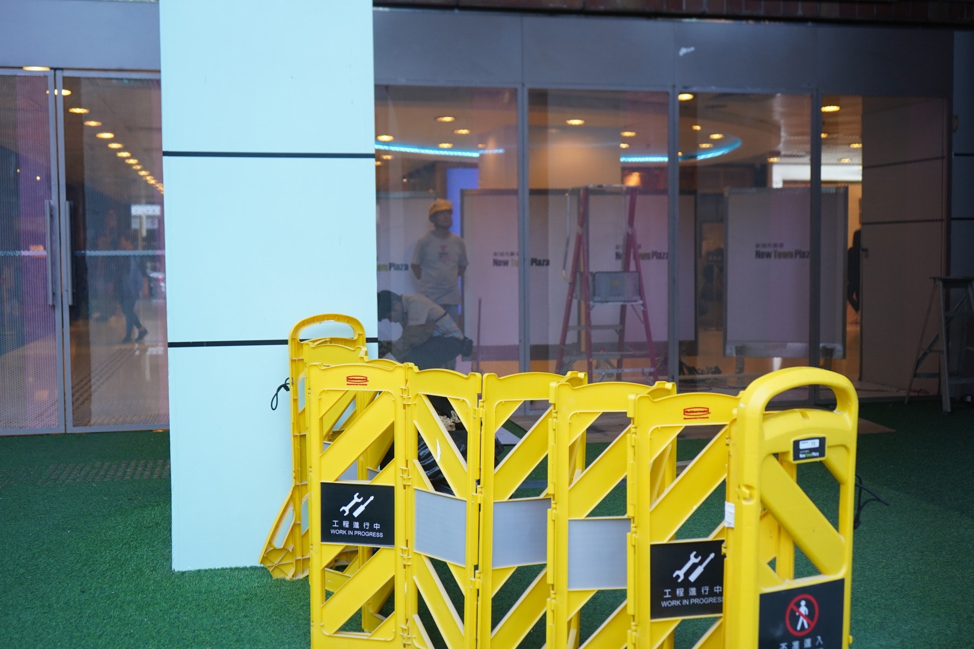 部分在月初受到破壞的地方,至今仍未完成維修。(余睿菁攝) (余睿菁攝)