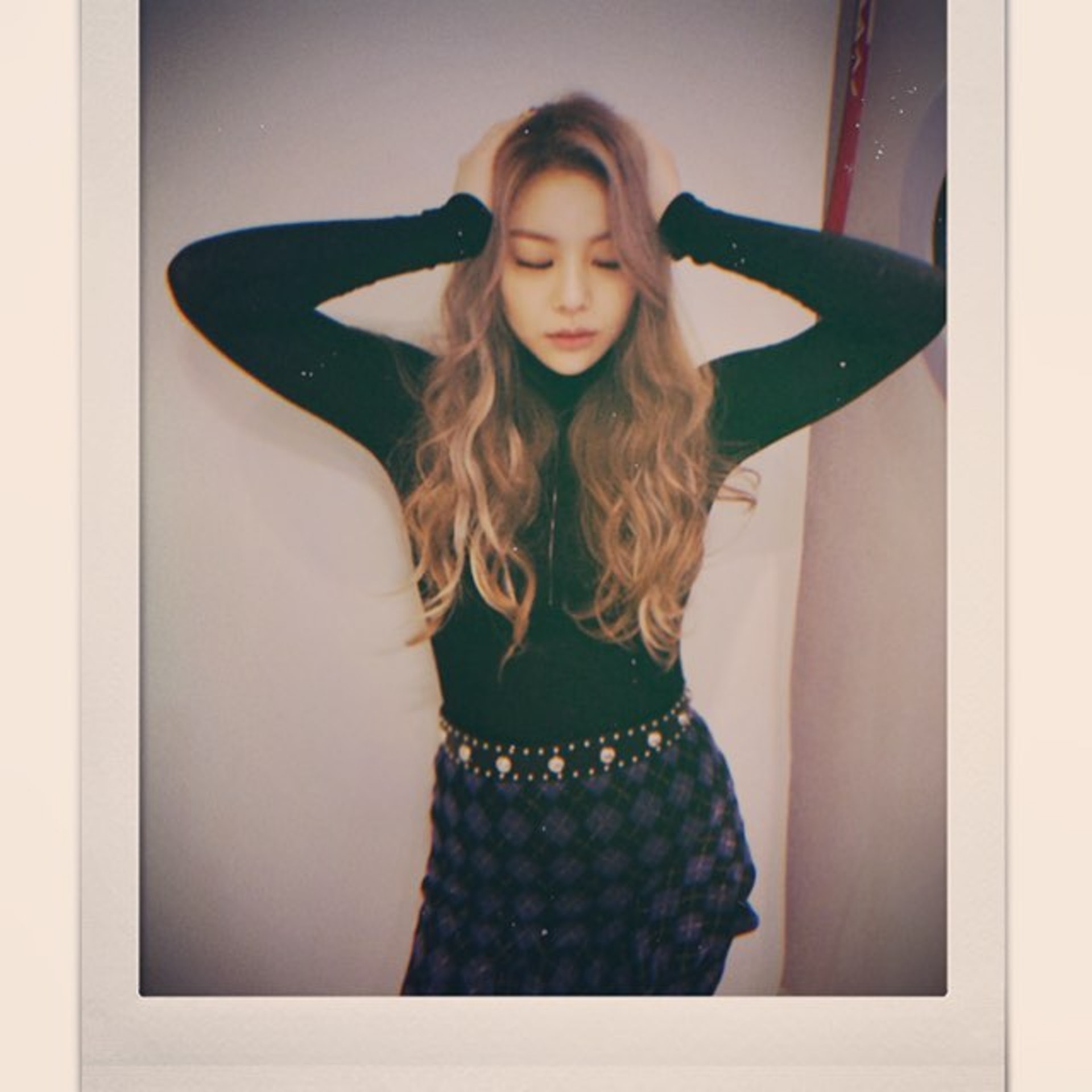 (Instagram:@aileeonline) (Instagram:@aileeonline)