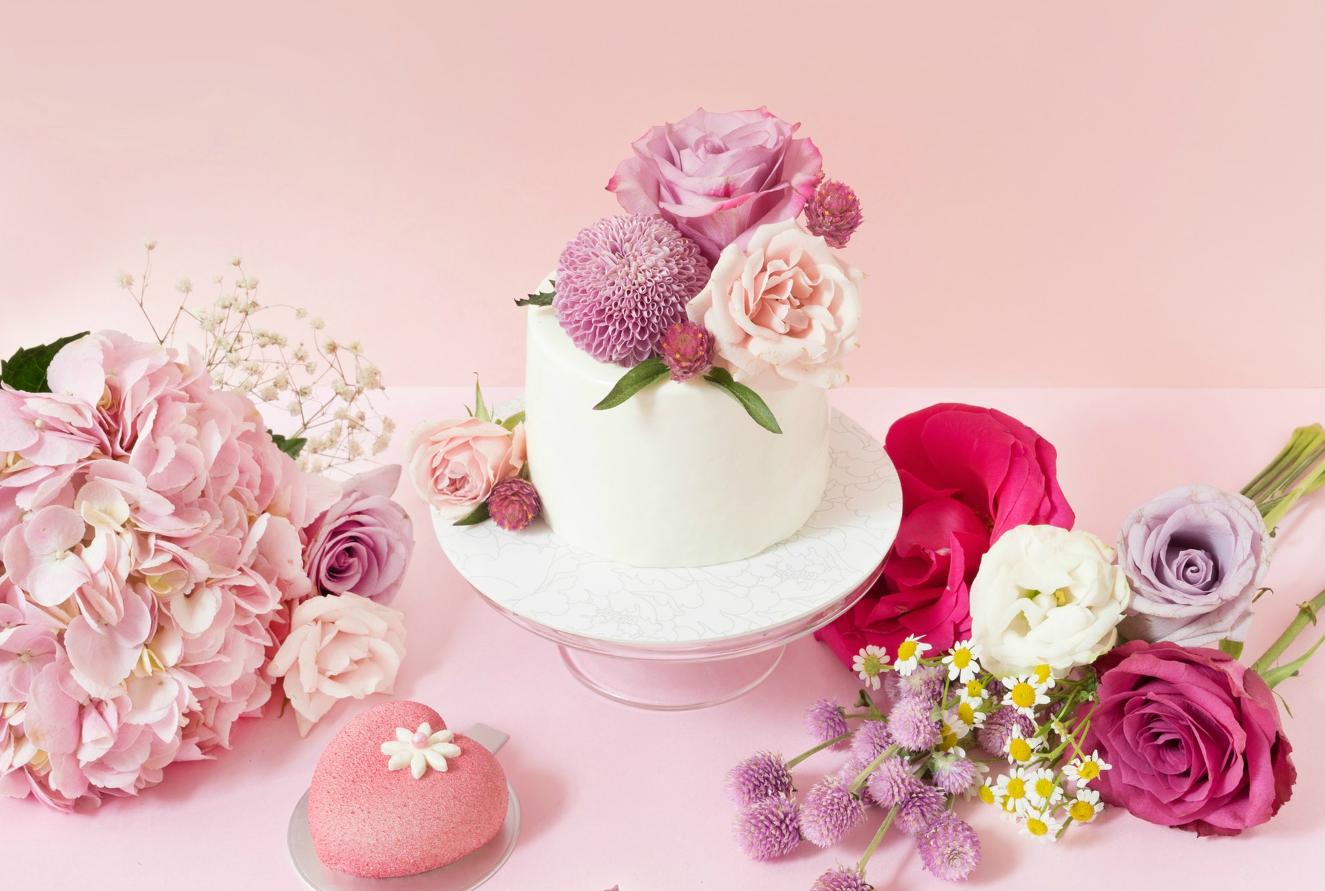 情人節精選 嚴選5款情人節蛋糕精緻到令人捨不得食 情人節精選 嚴選5款情人節蛋糕精緻到令人捨不得食