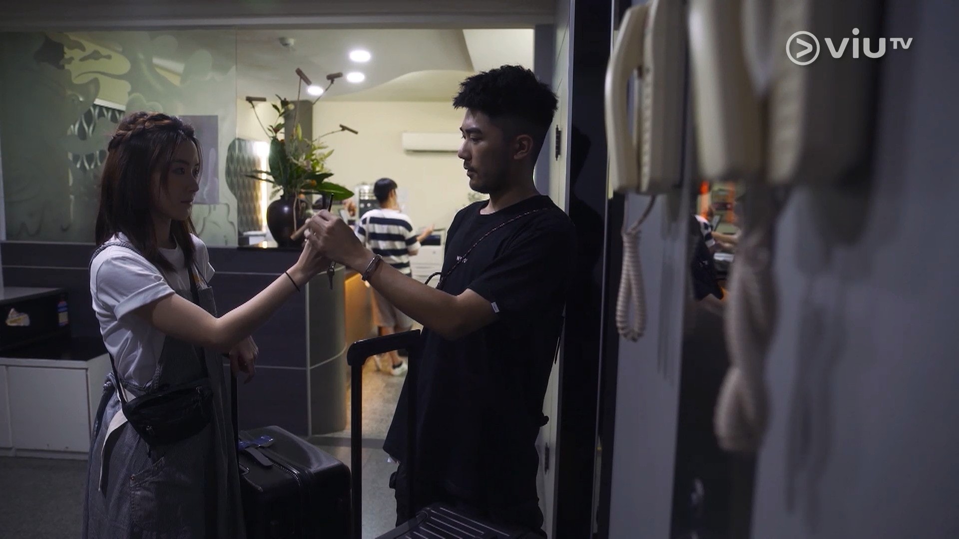 入住請敲門4 台中車站酒店超猛網民大爆有住客割脈自殺 香港01 即時娛樂