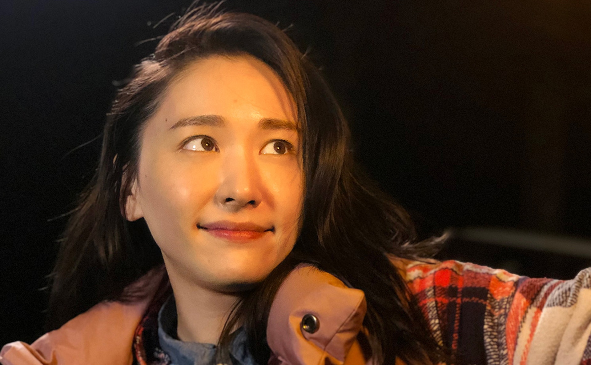 新垣結衣宣布和星野源結婚,震撼彈一投下讓許多人都相當驚訝,但其實他們在拍攝《逃避雖可恥但有用》(又譯:僱傭妻子)時彼此間就滿是粉紅泡泡,男方受訪時更大方表示「從一開始就很喜歡新垣結衣」。(GMOクリック証券)