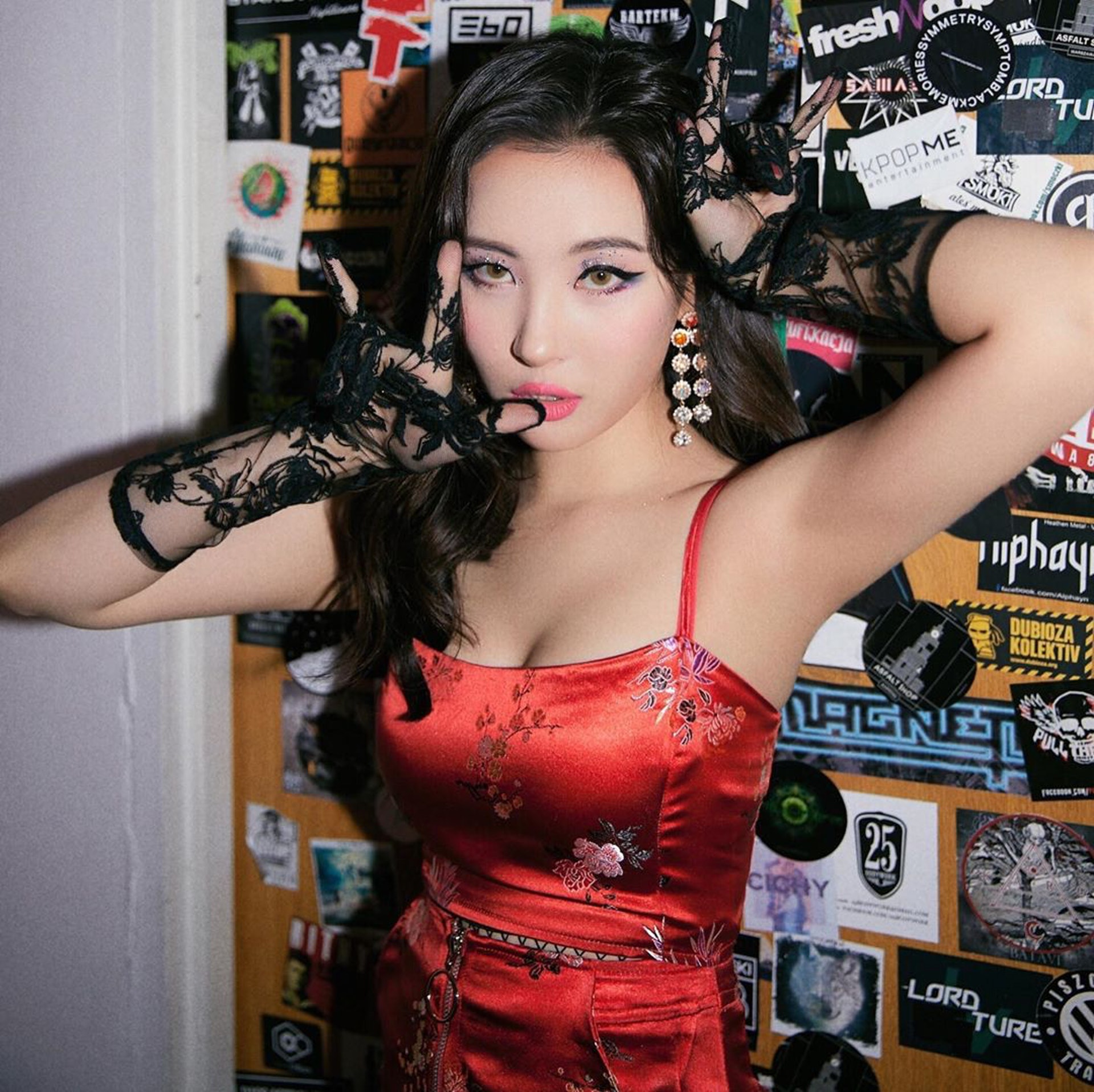 宣美增重後,身材亦變得更前凸後翹。(IG/@miyayeah) 宣美增重後,身材亦變得更前凸後翹。(IG/@miyayeah)