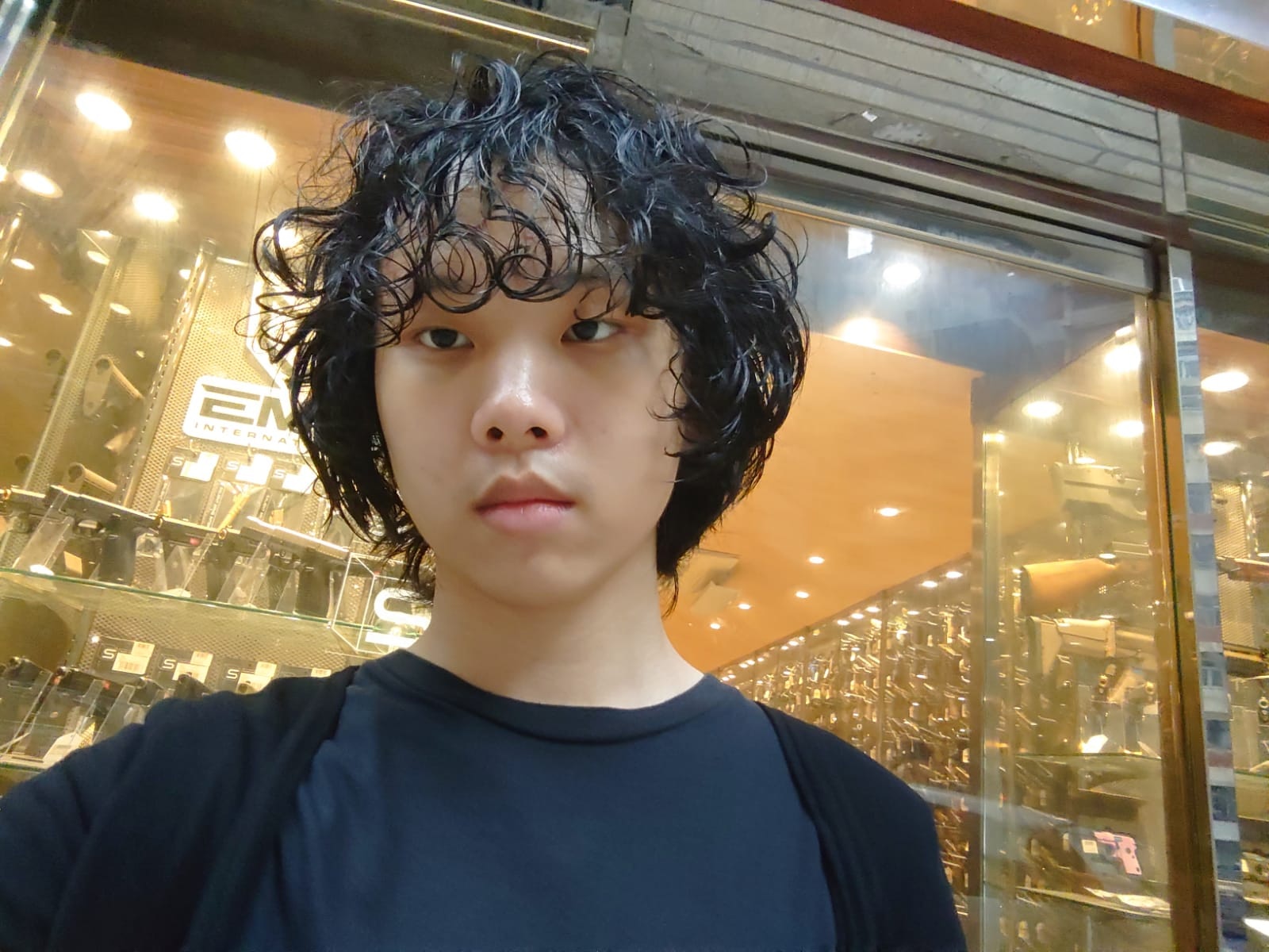 上訴脫藏BB彈槍罪 劉康入稟向林鄭及原審裁判官索償1.7萬元