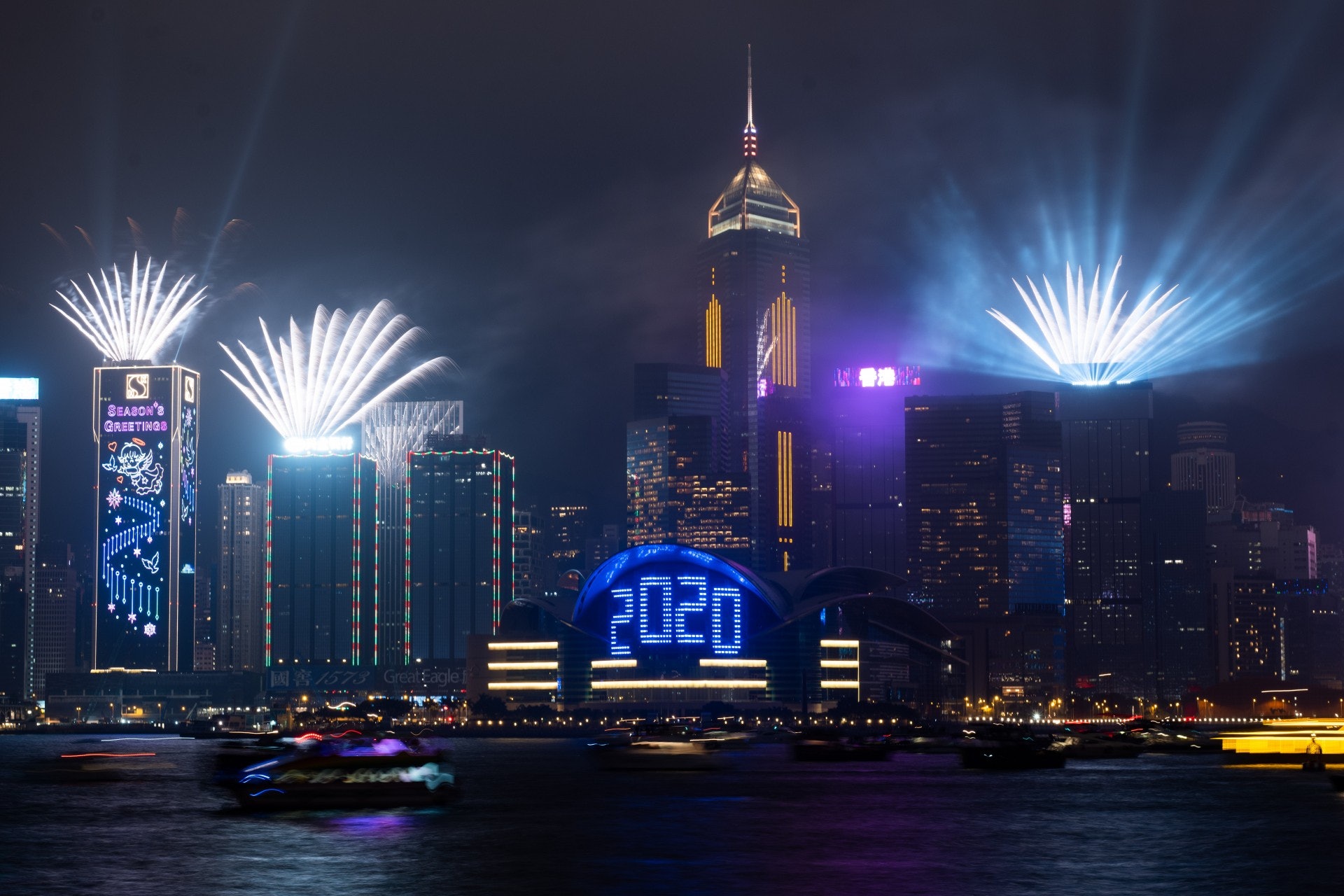 旅發局推出加強版幻彩詠香江,迎接2020年。(旅發局提供圖片) 旅發局推出加強版幻彩詠香江,迎接2020年。(旅發局提供圖片)
