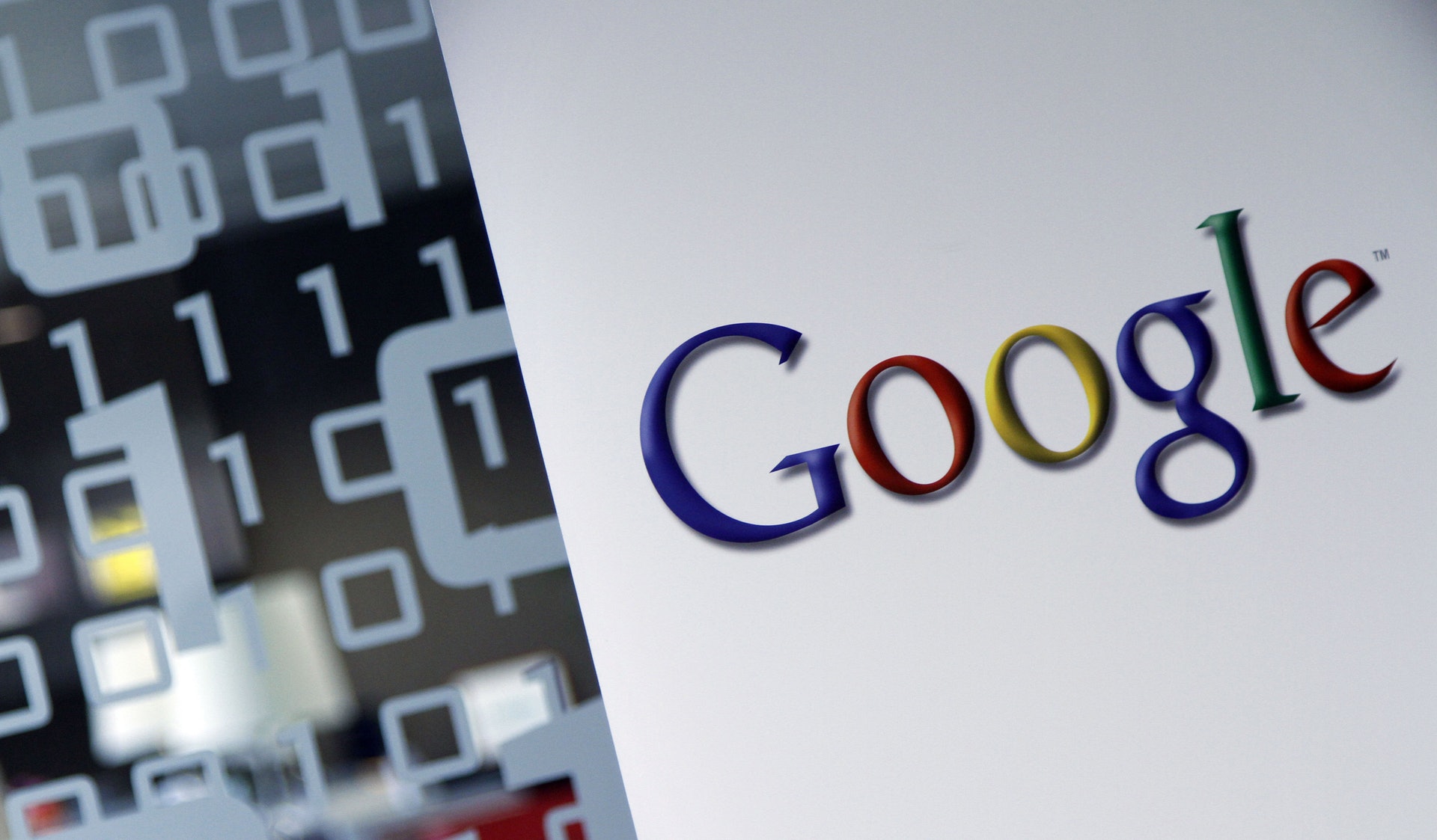 繼創造AlphaGo後,Google旗下AI公司DeepMind測試人工智能系統在不同情況下的選擇。(美聯社) 繼創造AlphaGo後,Google旗下AI公司DeepMind測試人工智能系統在不同情況下的選擇。(美聯社)