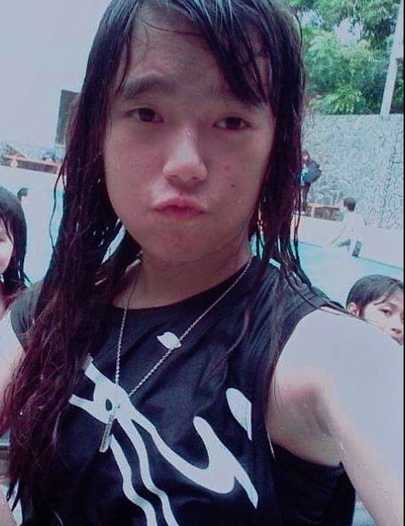 越南妹 越南妹樣貌遺傳爸爸被嘲似男人學化妝狂健身脱胎變性感V臉辣妹
