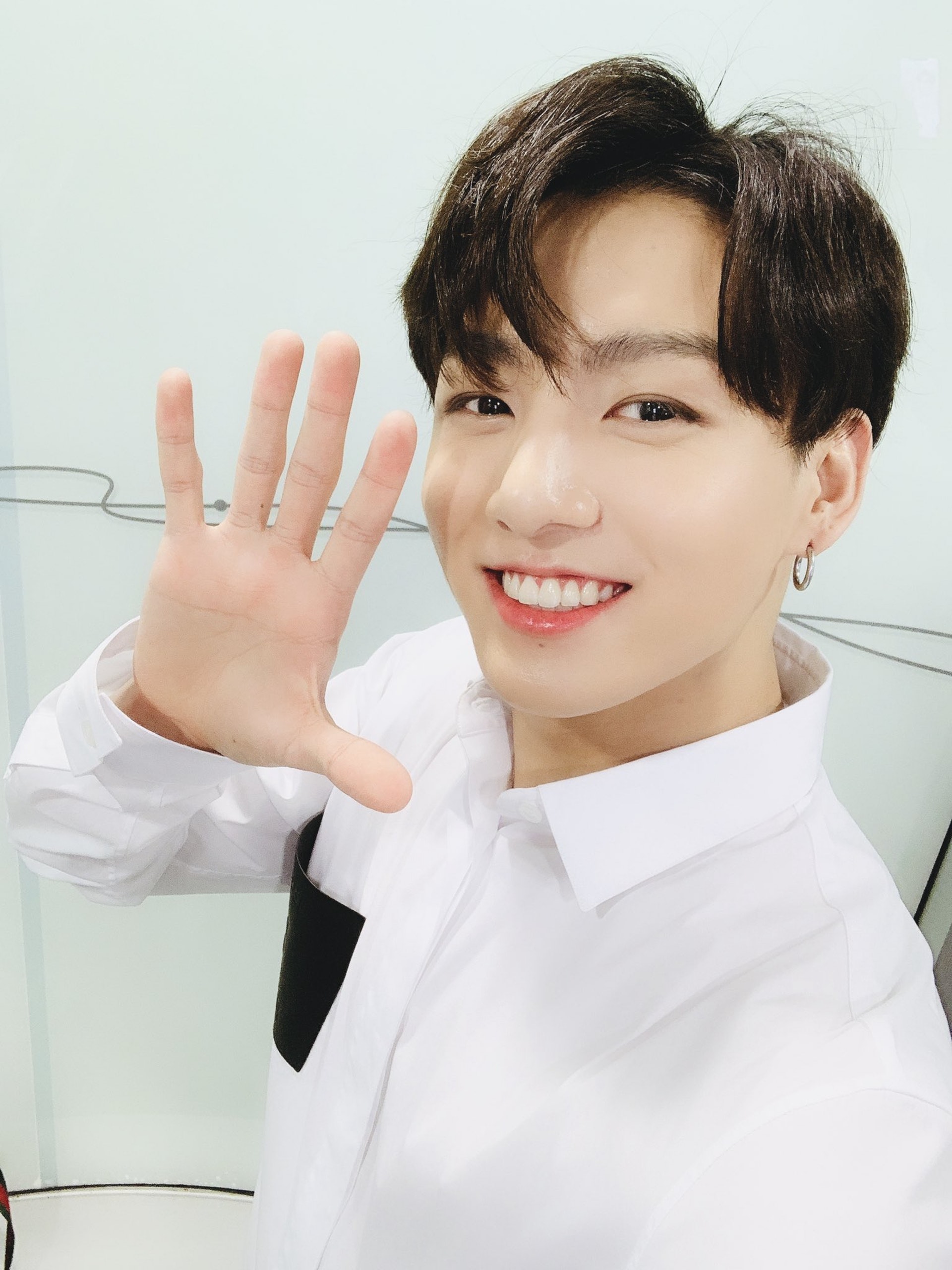 Bts防彈少年團柾國 V成整容大熱韓仔原來普遍追求做花美男 香港01 即時娛樂
