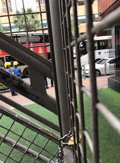 新城市廣場屢鎖走火通道火警恐逃生無門消防：正採取執法行動