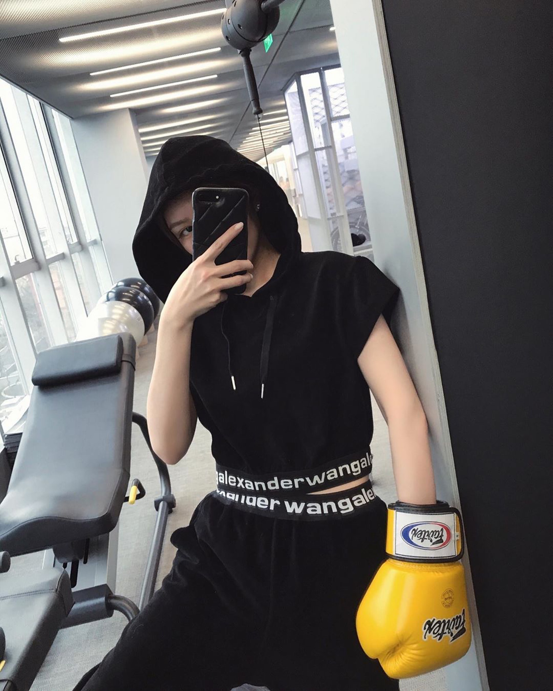 周揚青分享打拳照。 (IG@gracechowwwww) 周揚青分享打拳照。 (IG@gracechowwwww)