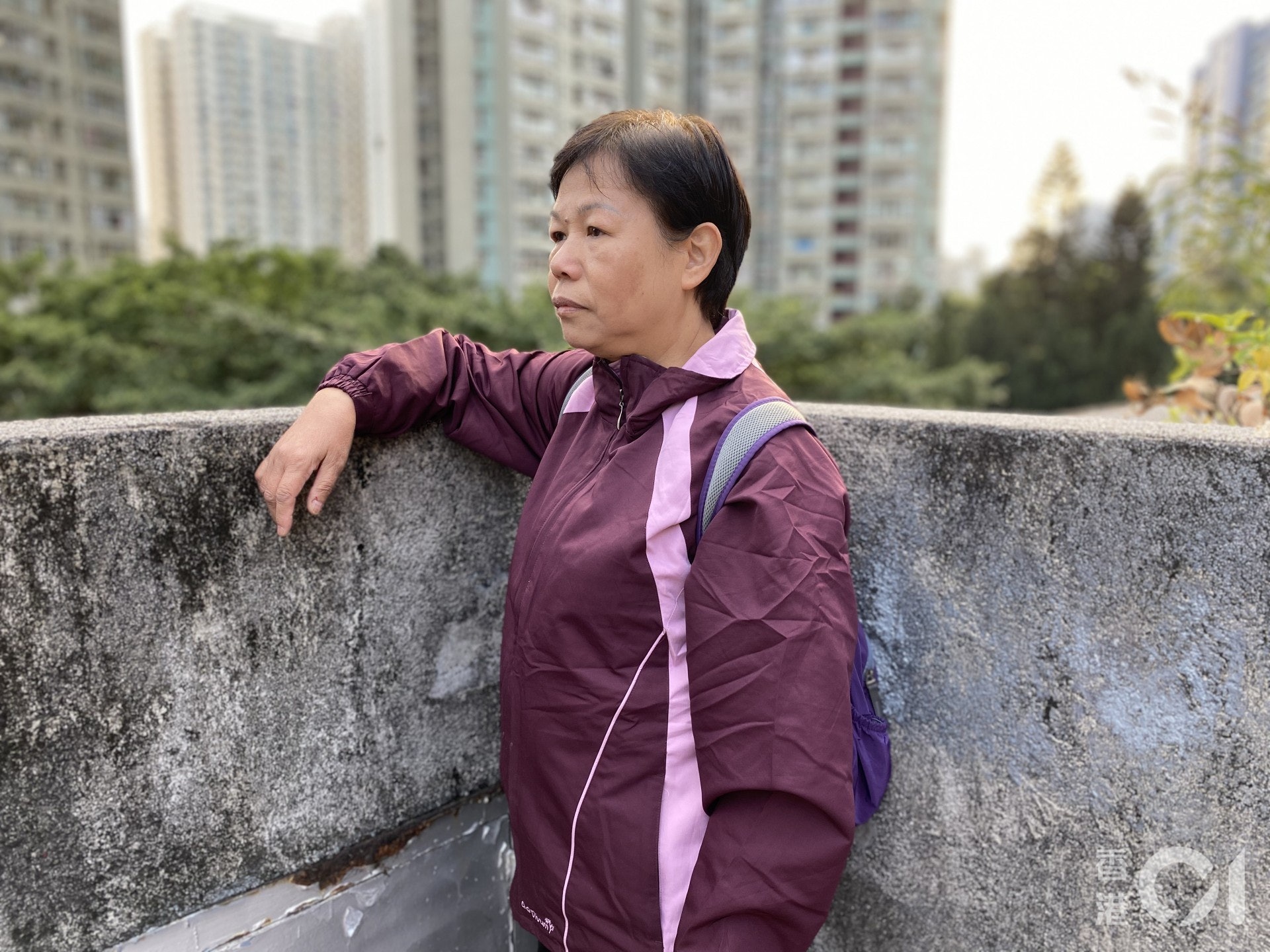 她期望,外判制度對保安不公平,一次「轉盤」,所有年資便化為烏有。(黃詠榆攝)